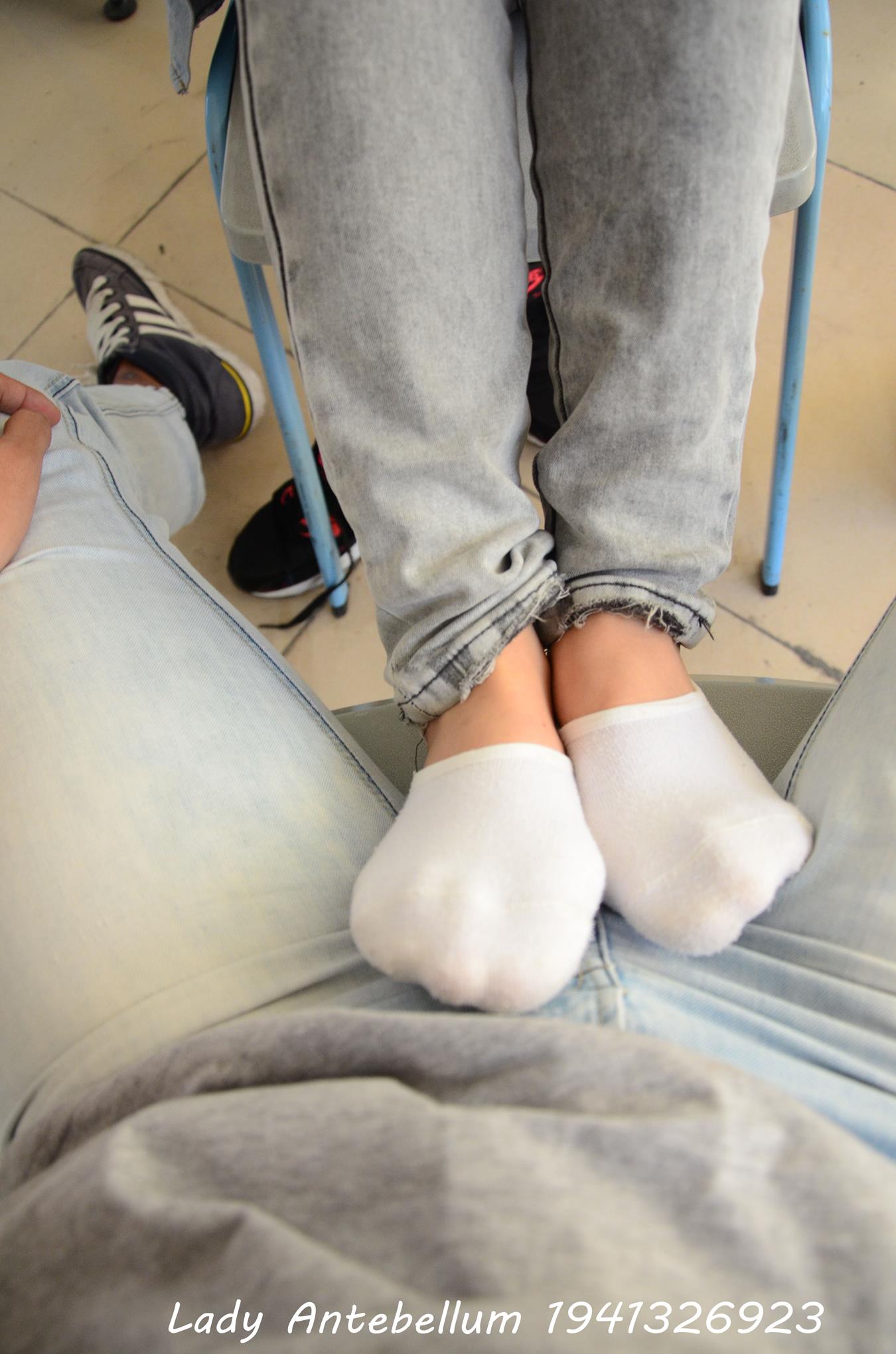 图片[22]-[战前女神] 美腿美足精品摄影套图 076 [52P] – 速更版-美库