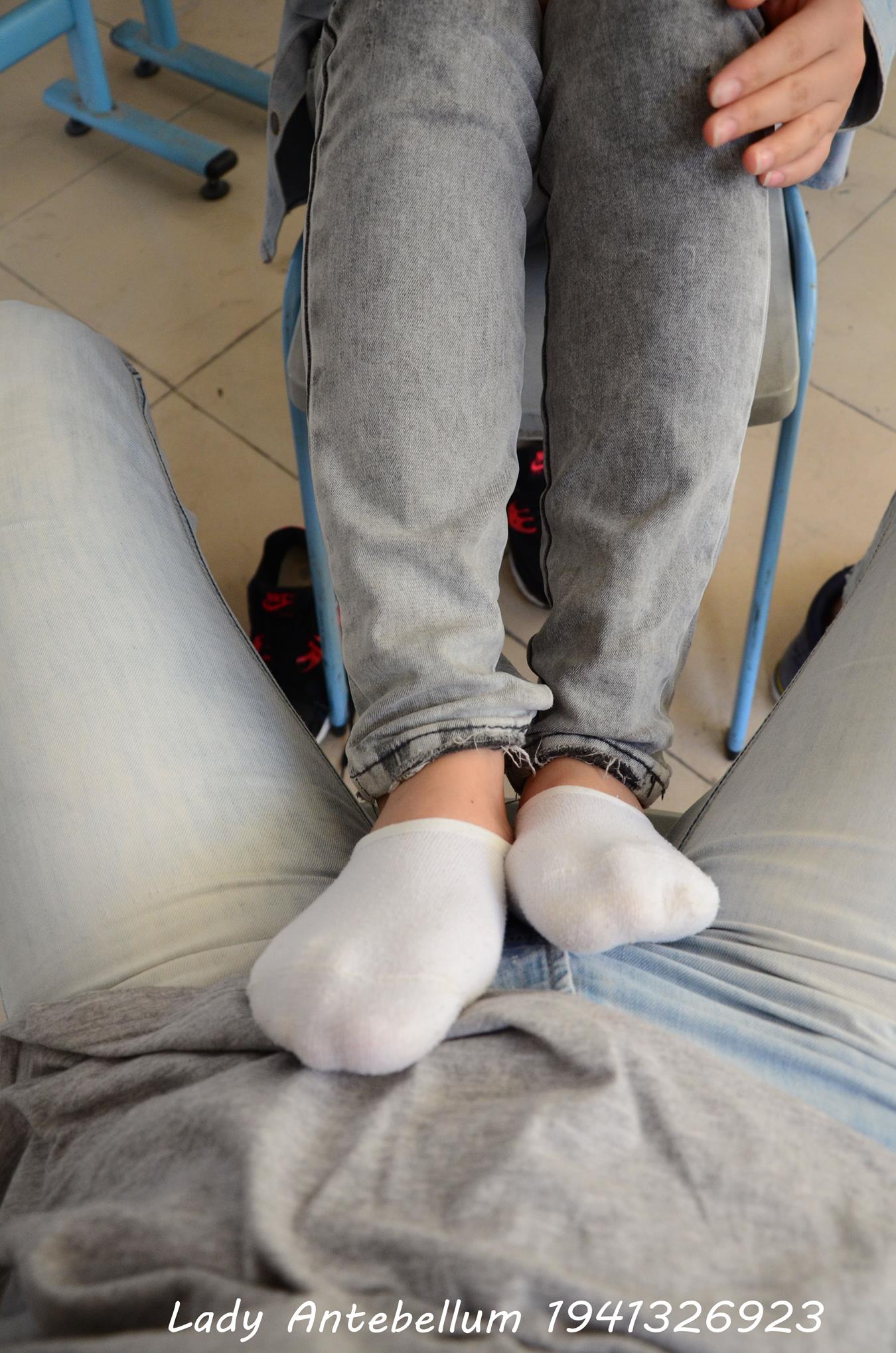 图片[24]-[战前女神] 美腿美足精品摄影套图 076 [52P] – 速更版-美库