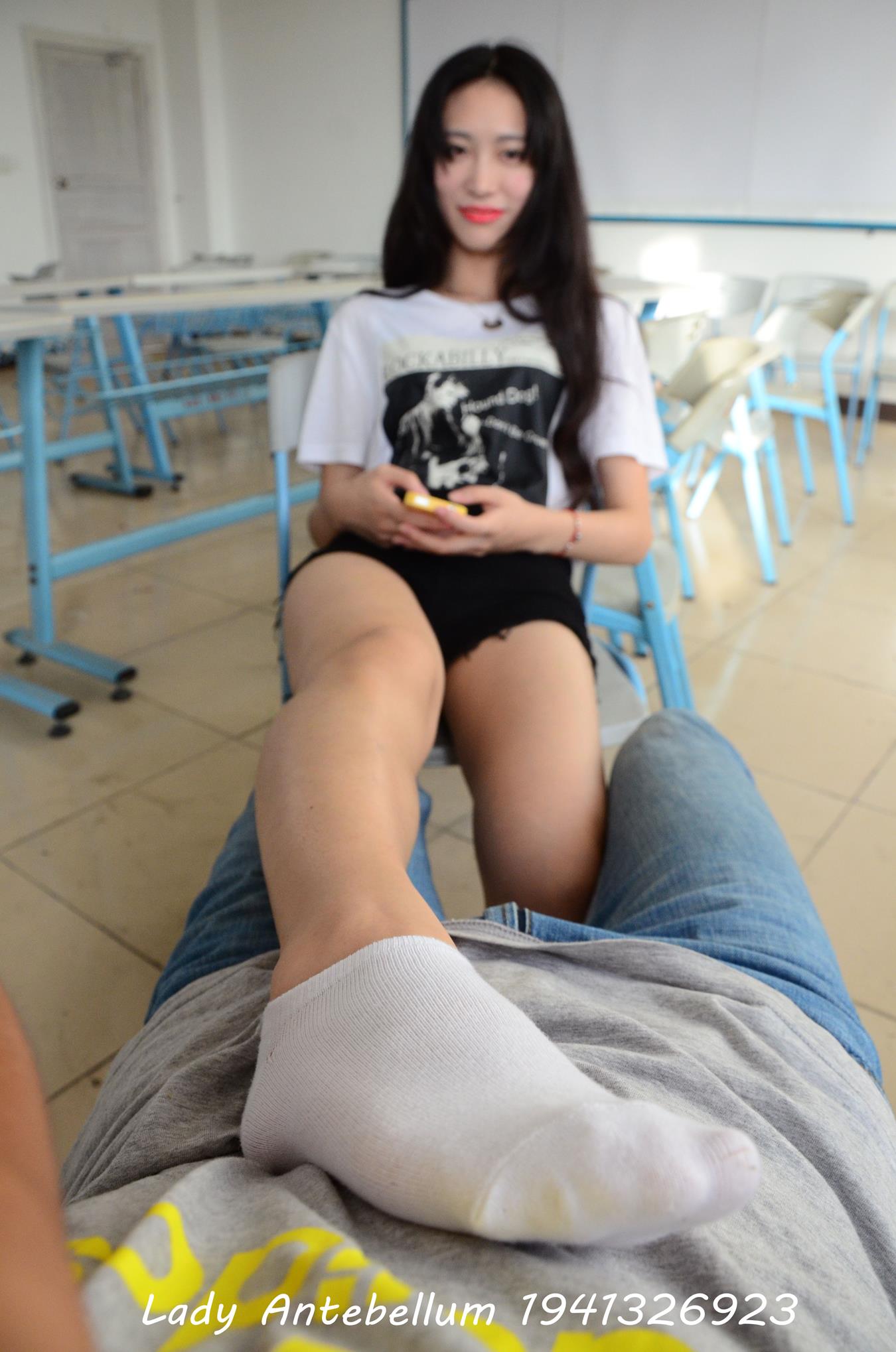 图片[60]-[战前女神] 美腿美足精品摄影套图 077 [119P] – 速更版-美库