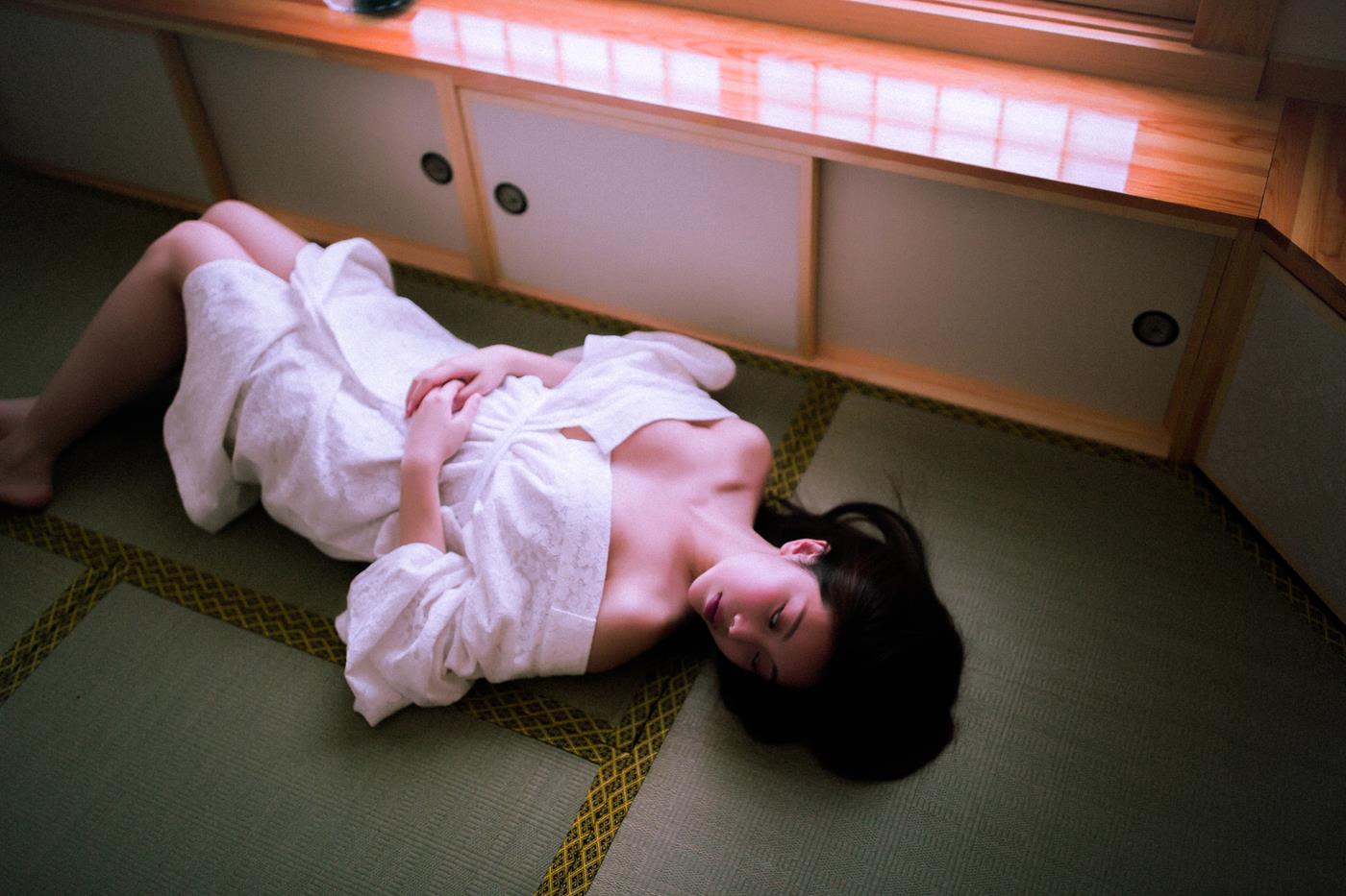 图片[30]-[YITUYU艺图语] 2022.02.20 花与梦 桃子汽水 [28P] – 速更版-美库