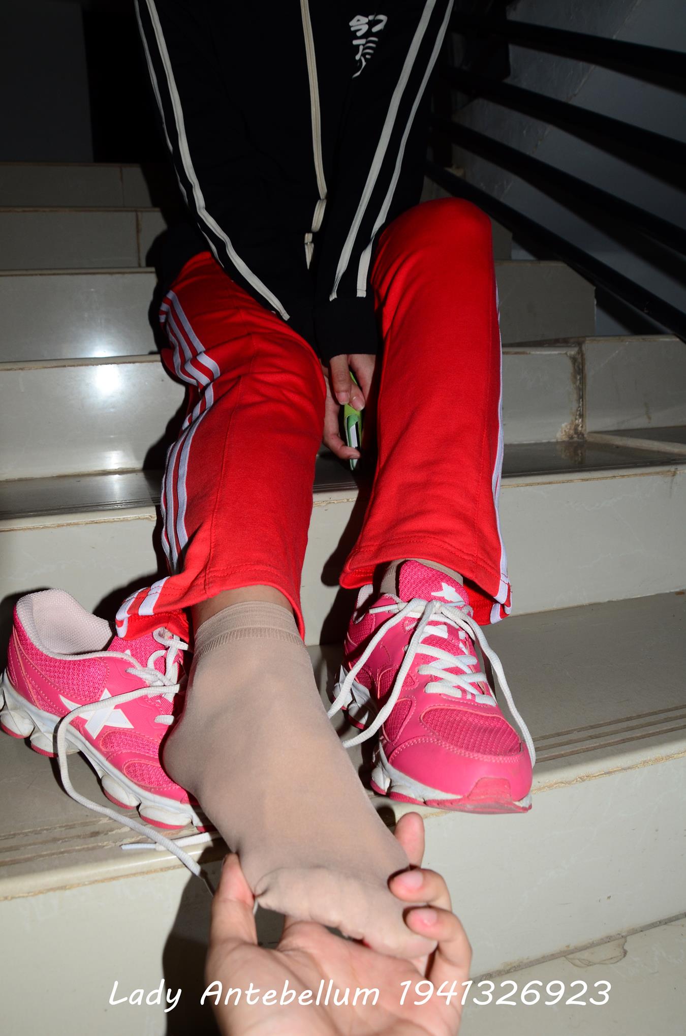 图片[34]-[战前女神] 美腿美足精品摄影套图 079 [115P] – 速更版-美库