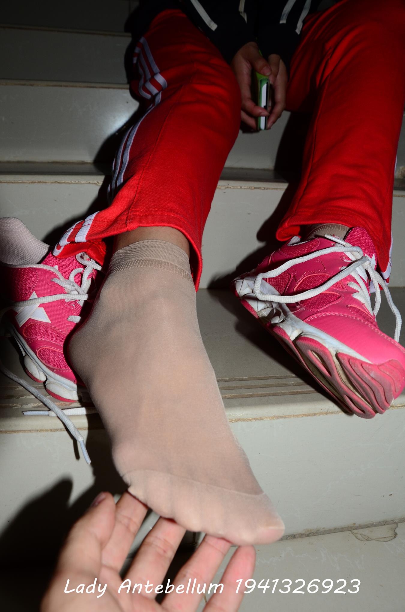 图片[36]-[战前女神] 美腿美足精品摄影套图 079 [115P] – 速更版-美库