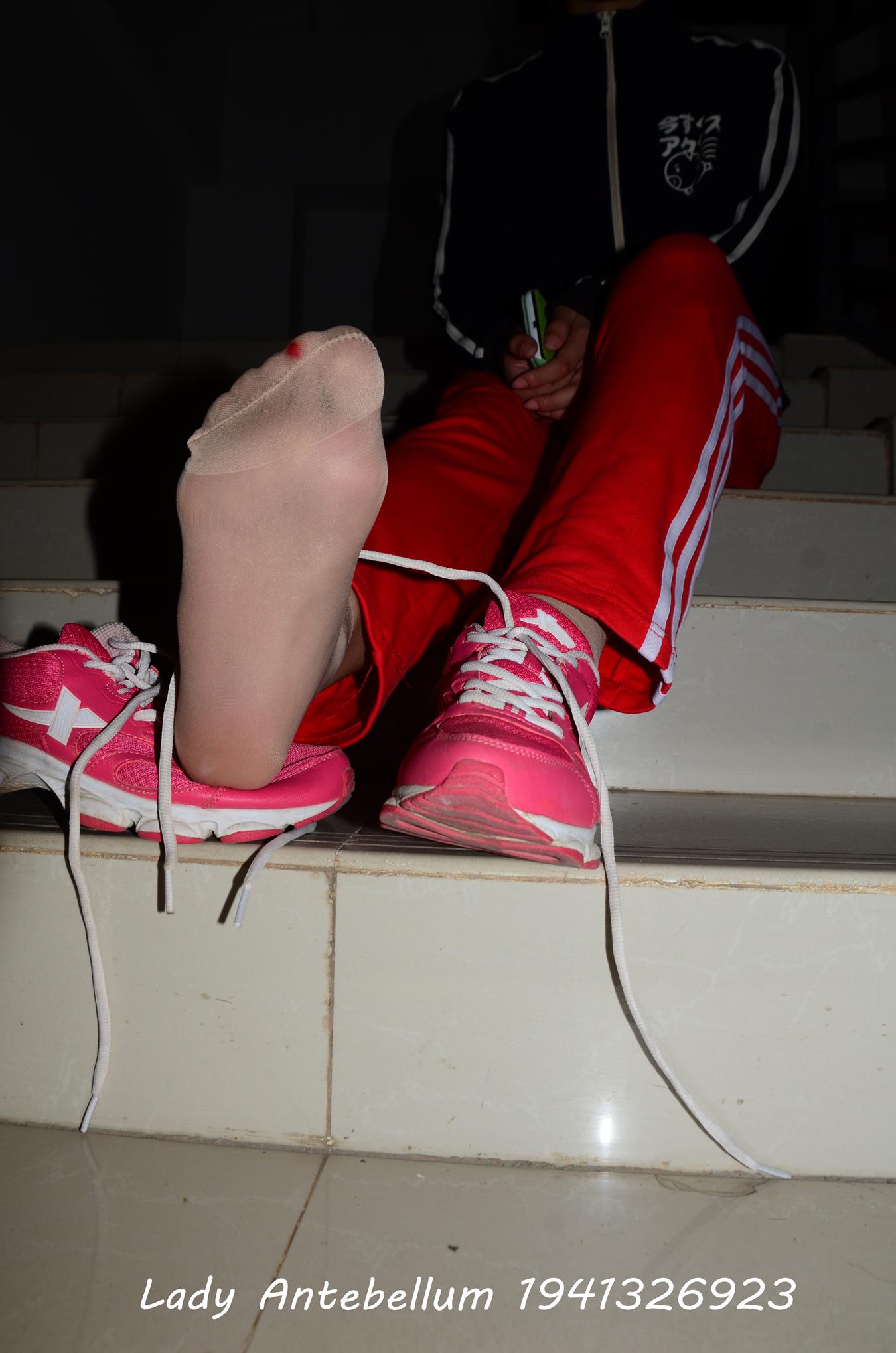 图片[42]-[战前女神] 美腿美足精品摄影套图 079 [115P] – 速更版-美库