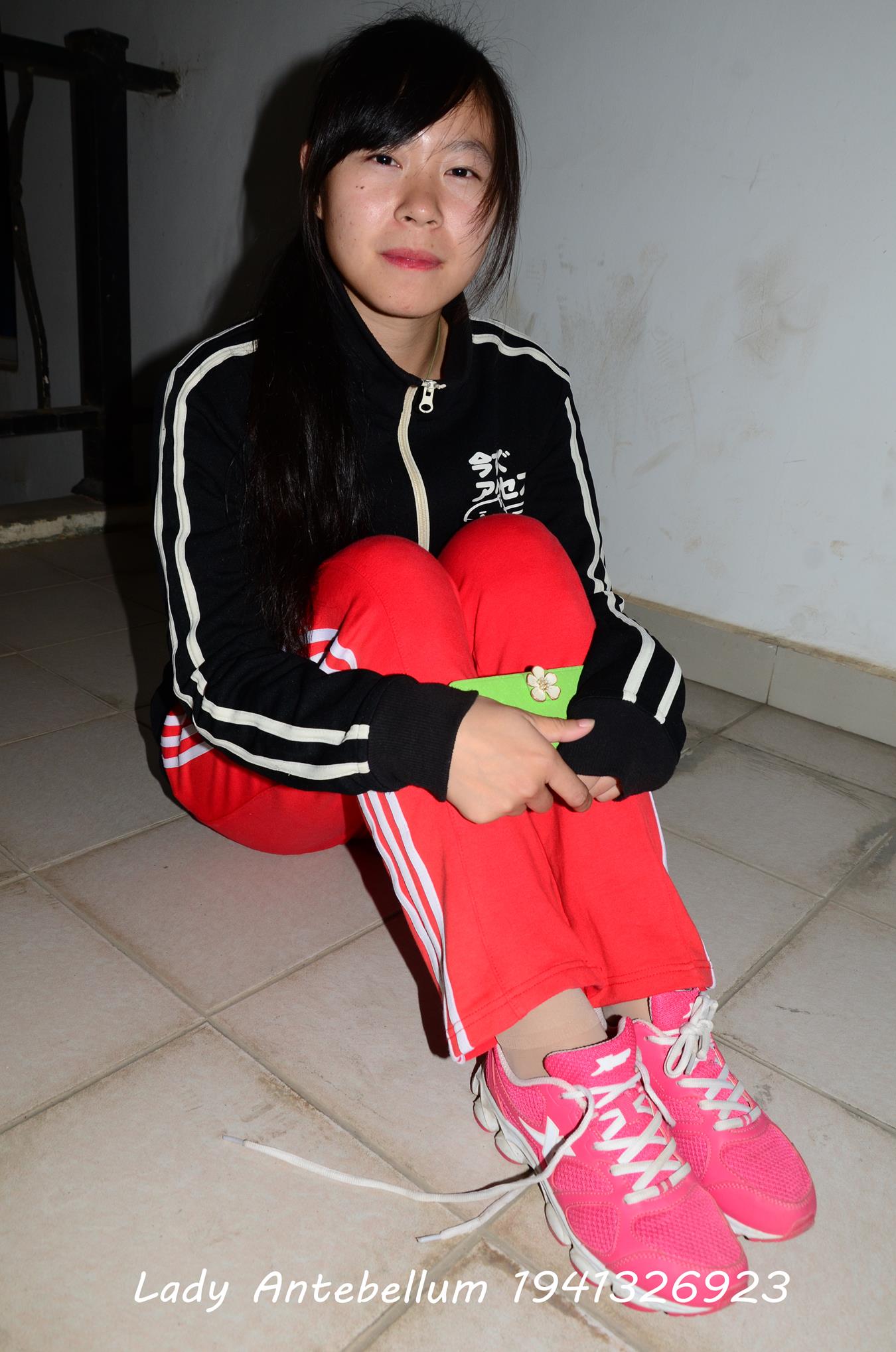 图片[64]-[战前女神] 美腿美足精品摄影套图 079 [115P] – 速更版-美库