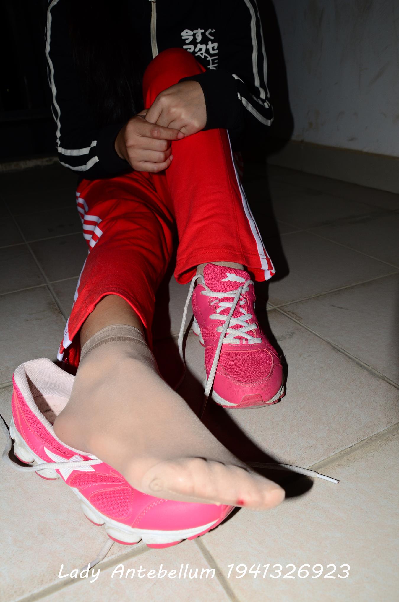 图片[77]-[战前女神] 美腿美足精品摄影套图 079 [115P] – 速更版-美库