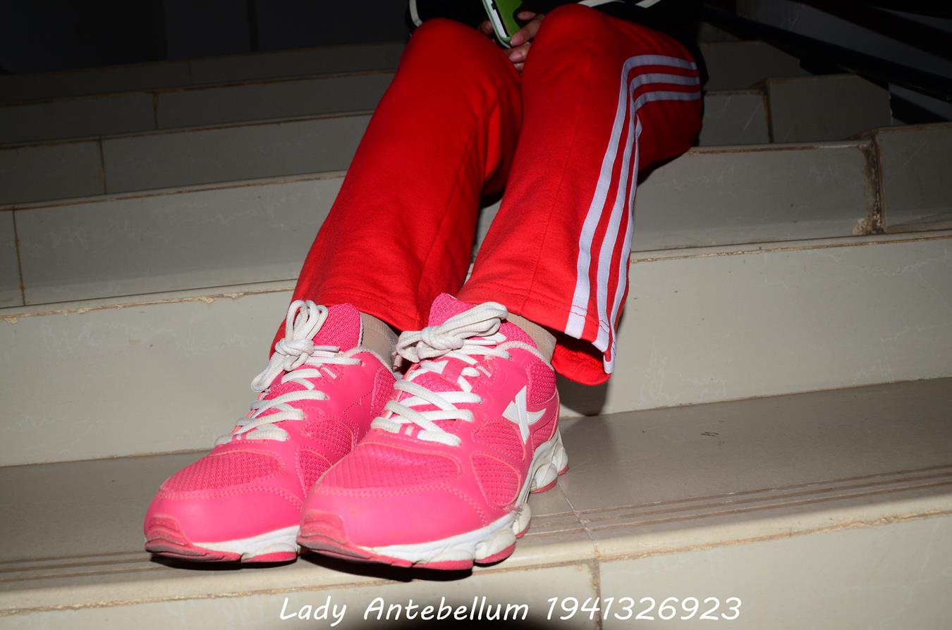 图片[109]-[战前女神] 美腿美足精品摄影套图 079 [115P] – 速更版-美库