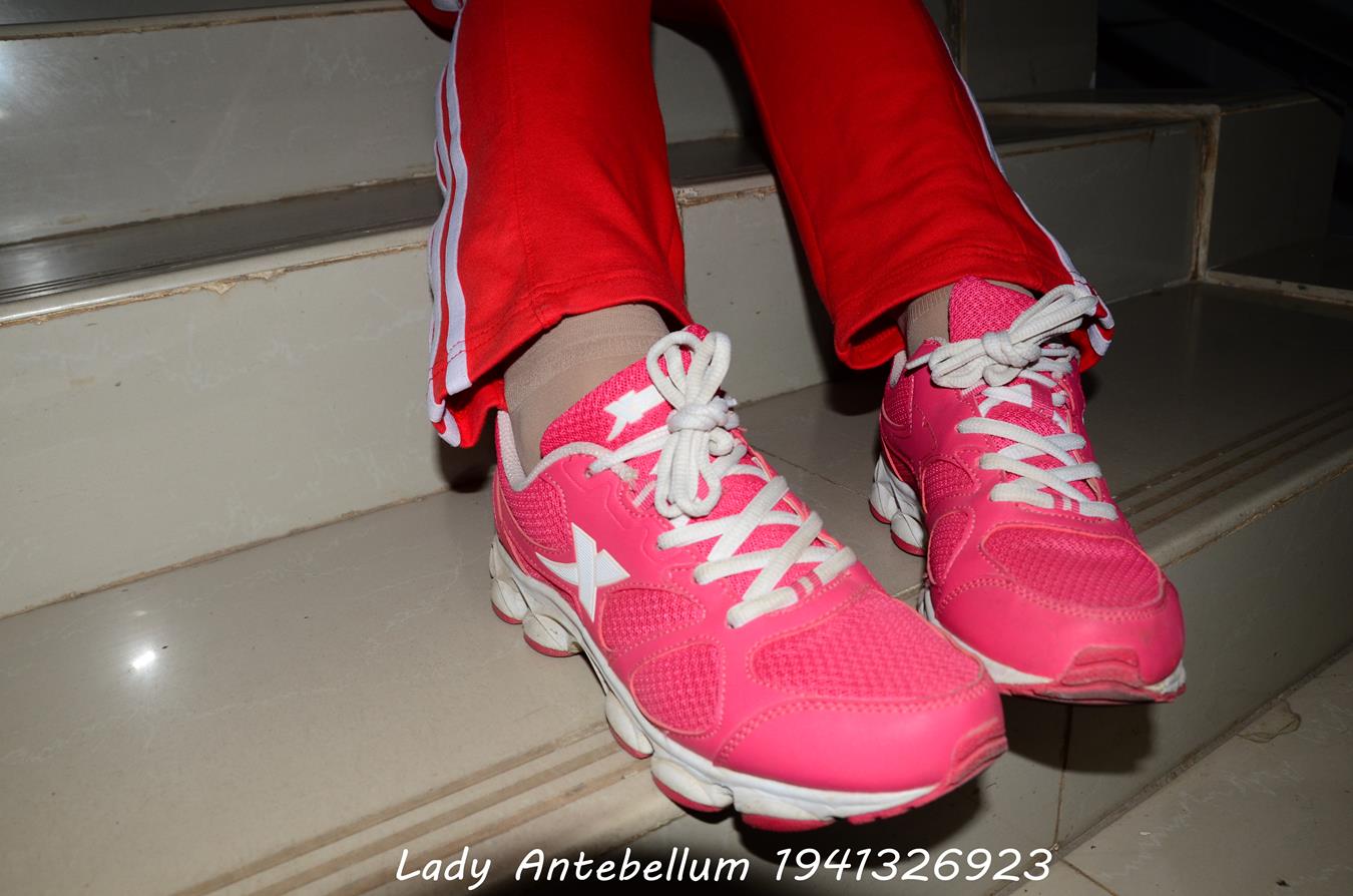 图片[113]-[战前女神] 美腿美足精品摄影套图 079 [115P] – 速更版-美库