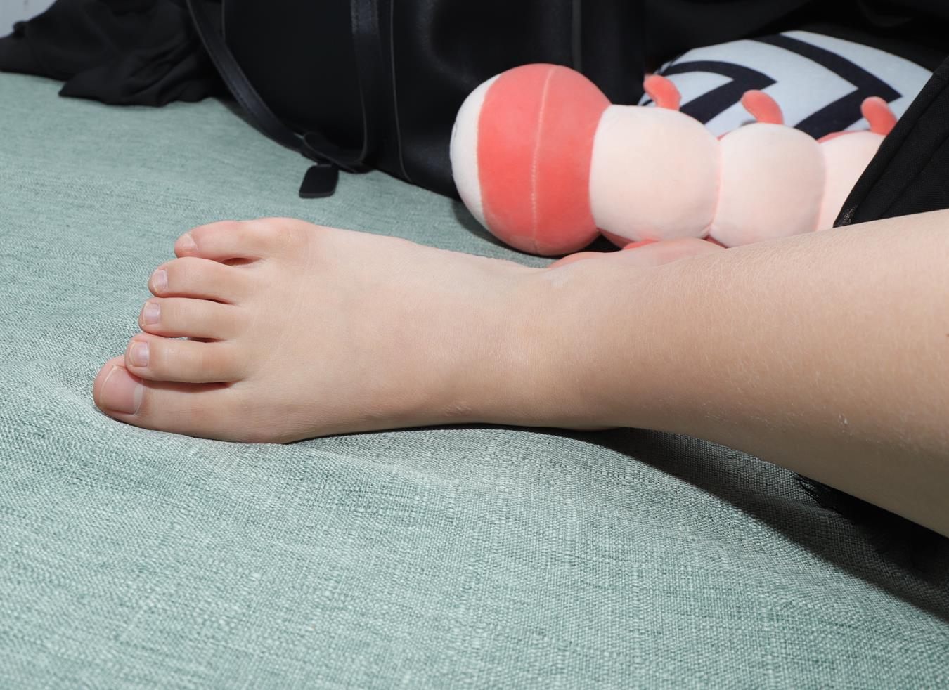 图片[29]-Pary摄影 NO.027 淇淇穿上调情装秀美脚 (1) [72P] – 速更版-美库