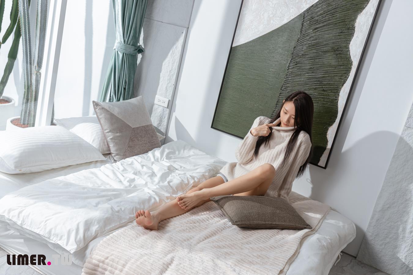 图片[31]-Limerence原创 NO.026 EJ午后时光脚链 夹脚拖 润滑液三重奏[134P] – 速更版-美库
