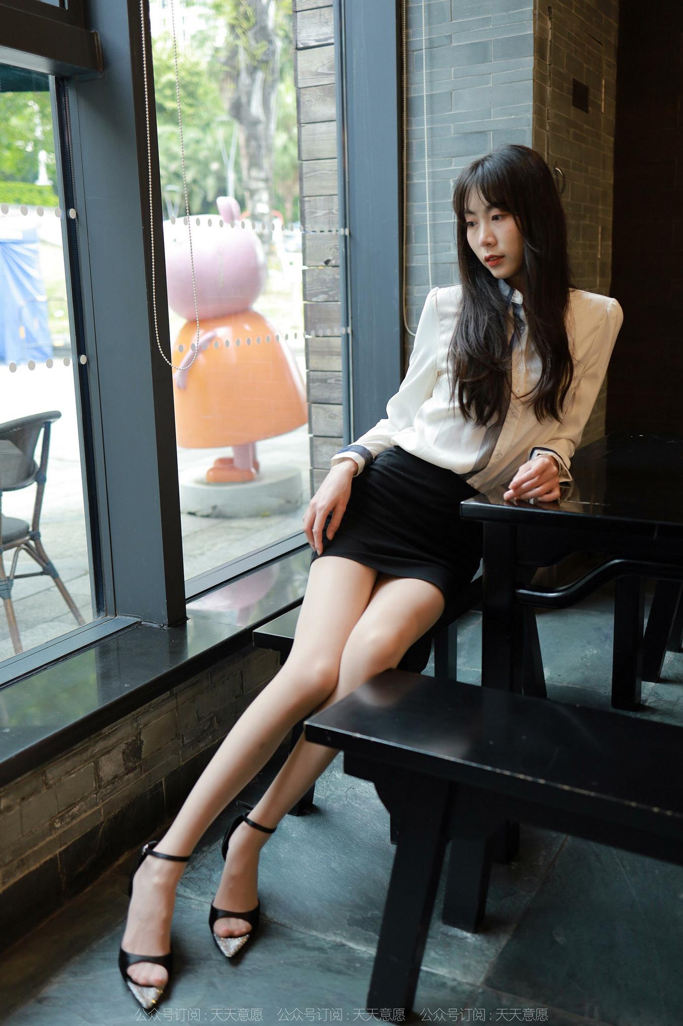 图片[23]-[IESS异思趣向] 2022.07.19 丝享家1152：团团《长腿OL》[85P] – 速更版-美库