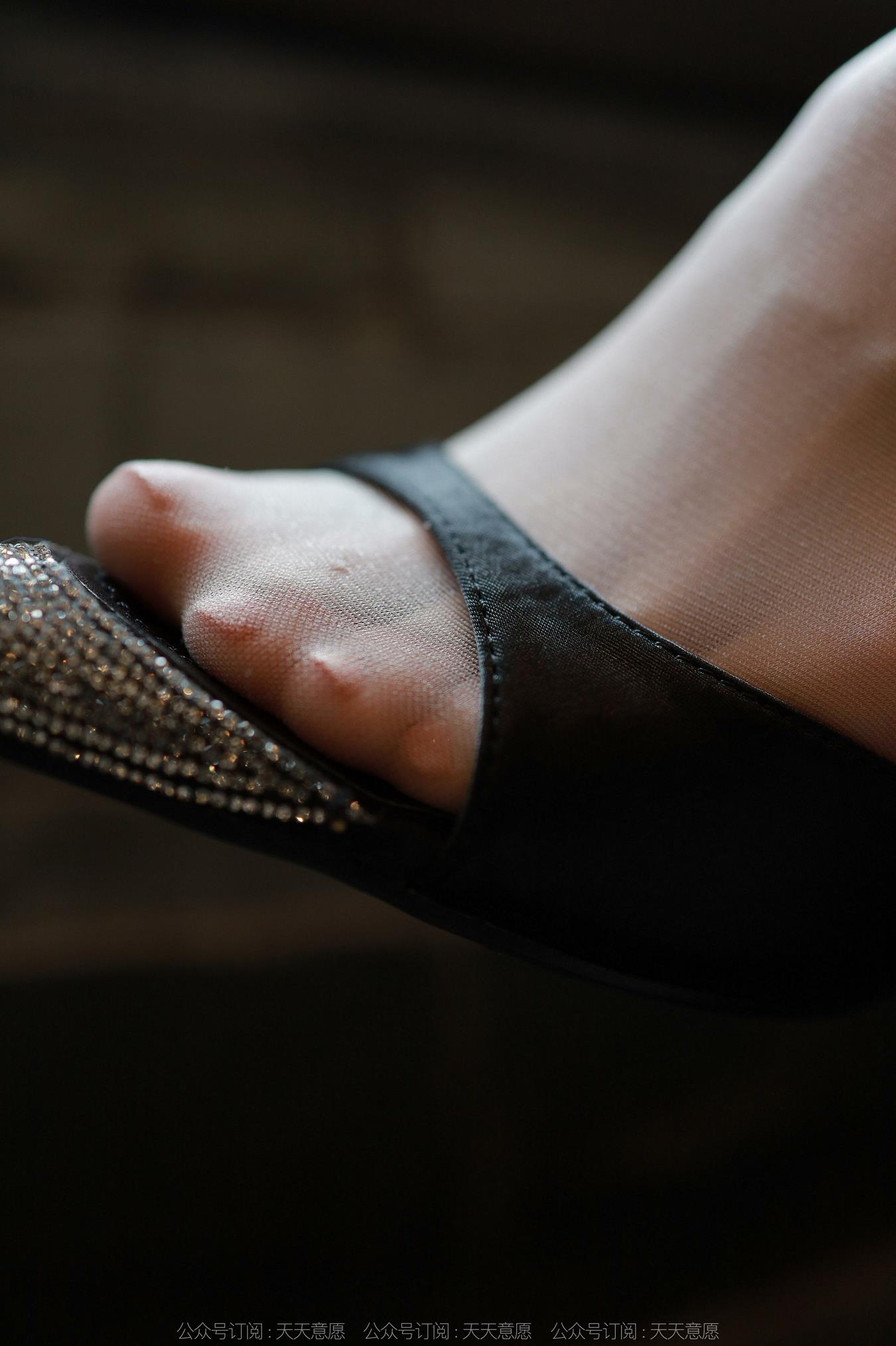 图片[27]-[IESS异思趣向] 2022.07.19 丝享家1152：团团《长腿OL》[85P] – 速更版-美库