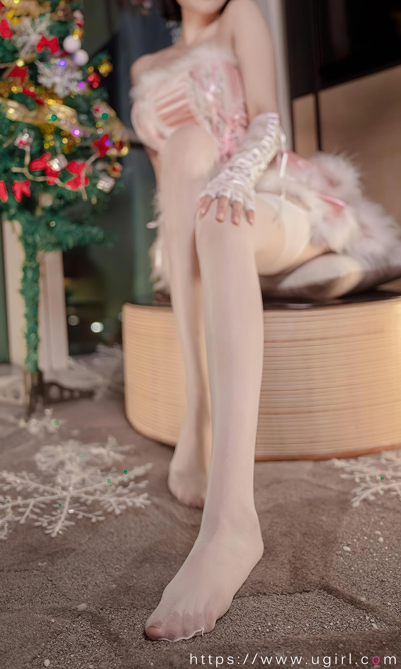 图片[12]-[爱尤物]2022 NO.2482 果儿Victoria 圣诞恋曲[30P] – 速更版-美库