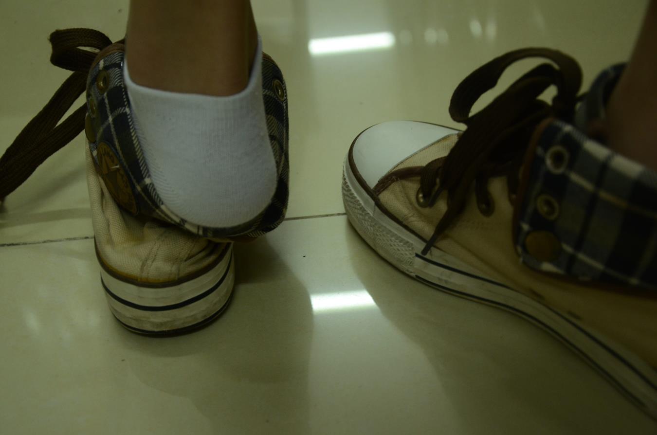 图片[23]-[战前女神] 美腿美足精品摄影套图 081 [104P] – 速更版-美库