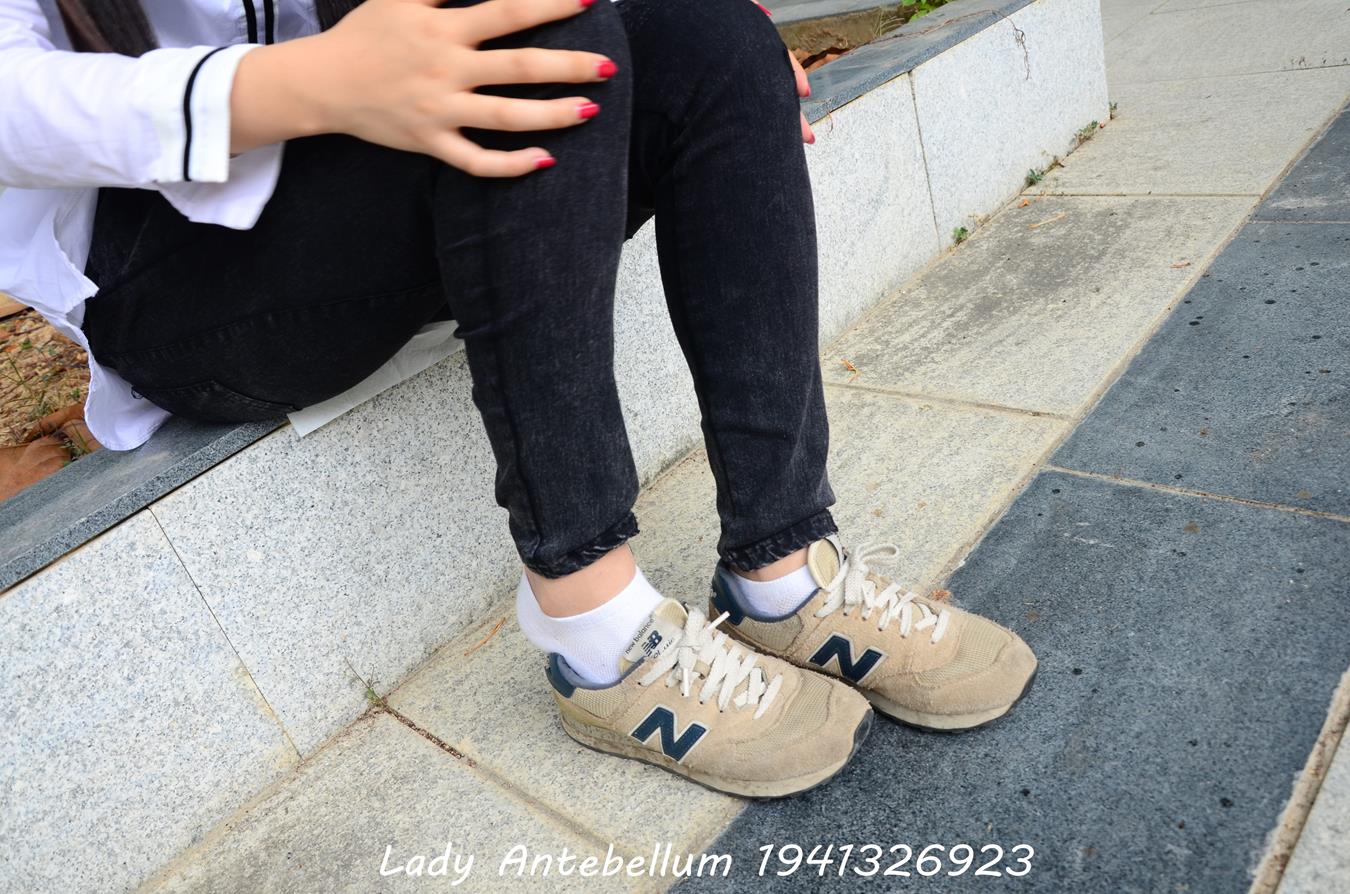 图片[22]-[战前女神] 美腿美足精品摄影套图 083 [72P] – 速更版-美库