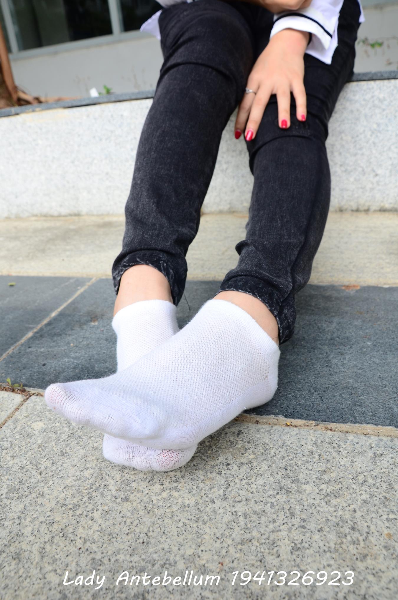 图片[39]-[战前女神] 美腿美足精品摄影套图 083 [72P] – 速更版-美库