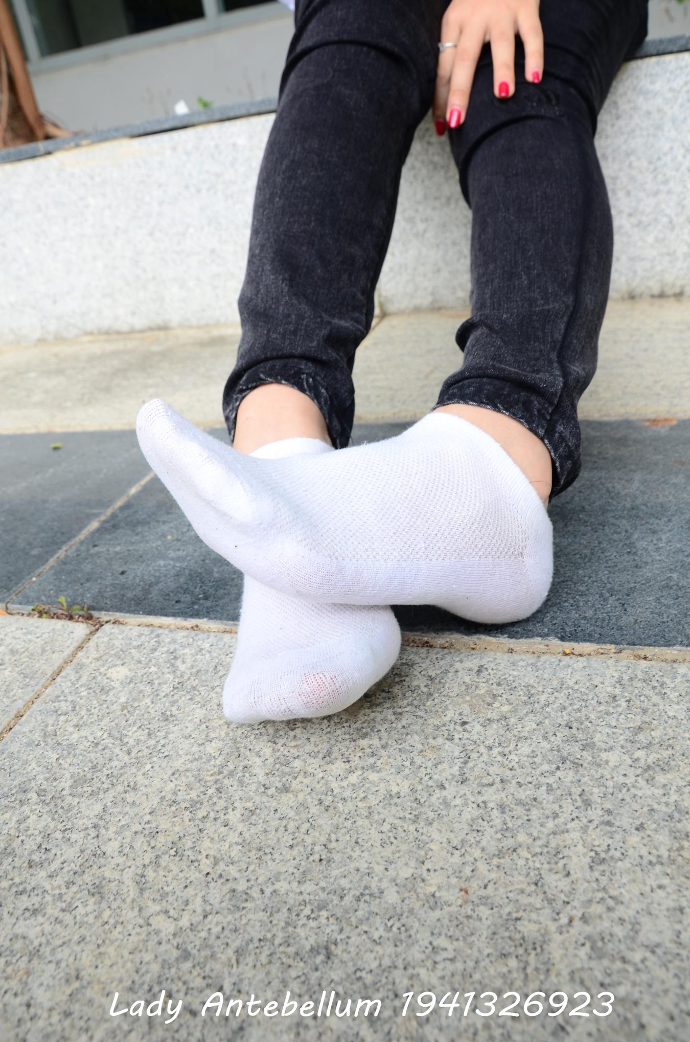 图片[42]-[战前女神] 美腿美足精品摄影套图 083 [72P] – 速更版-美库