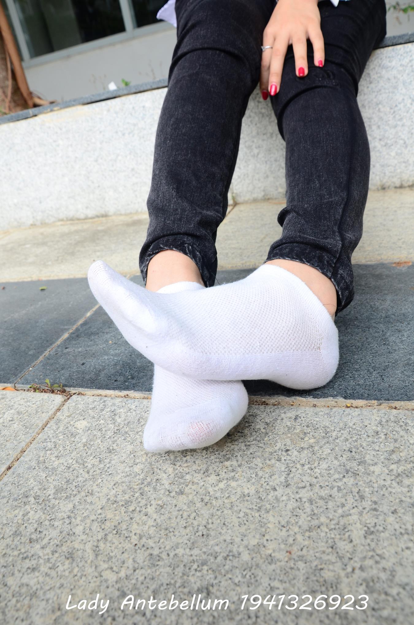 图片[43]-[战前女神] 美腿美足精品摄影套图 083 [72P] – 速更版-美库