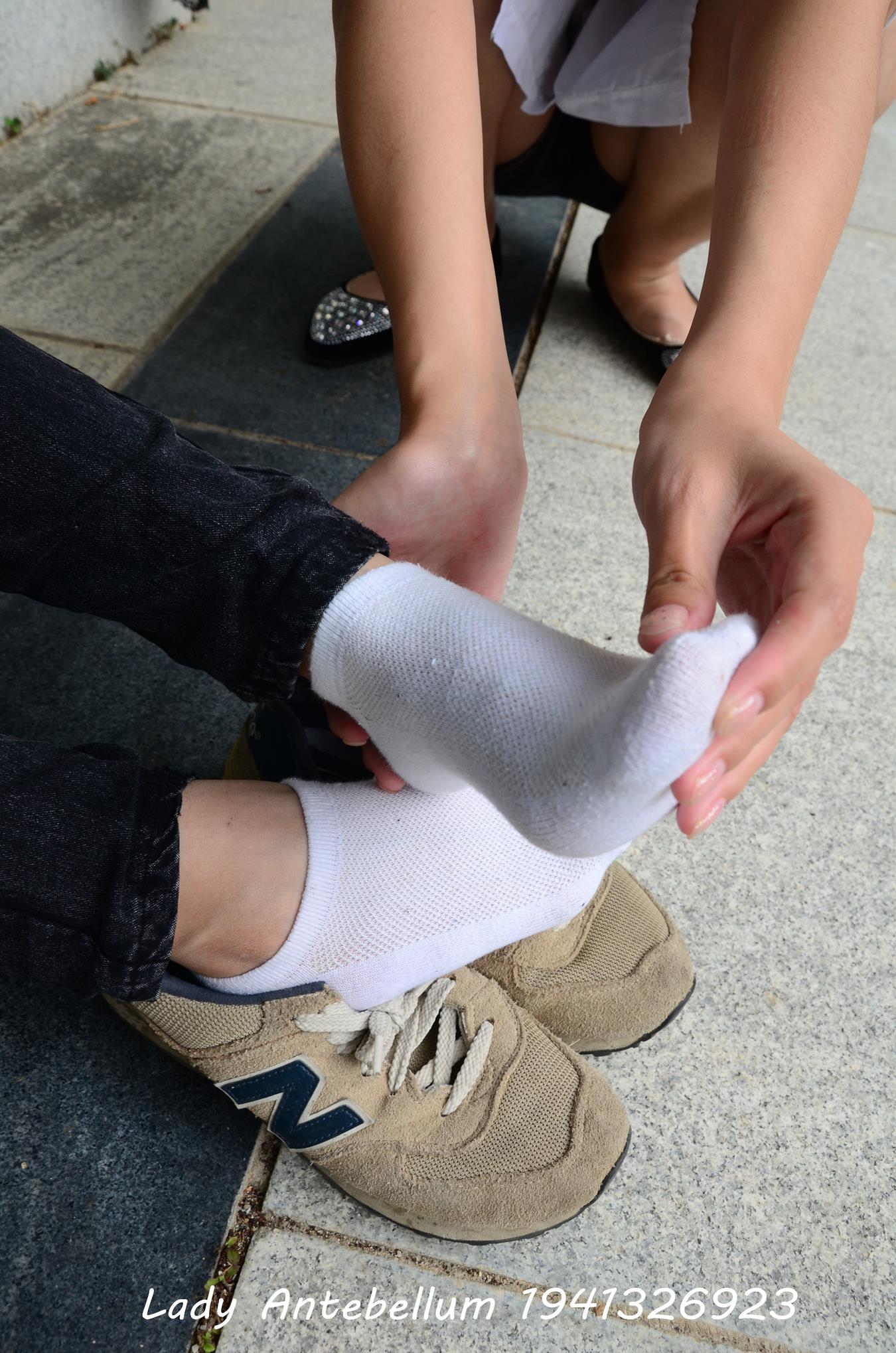 图片[49]-[战前女神] 美腿美足精品摄影套图 083 [72P] – 速更版-美库