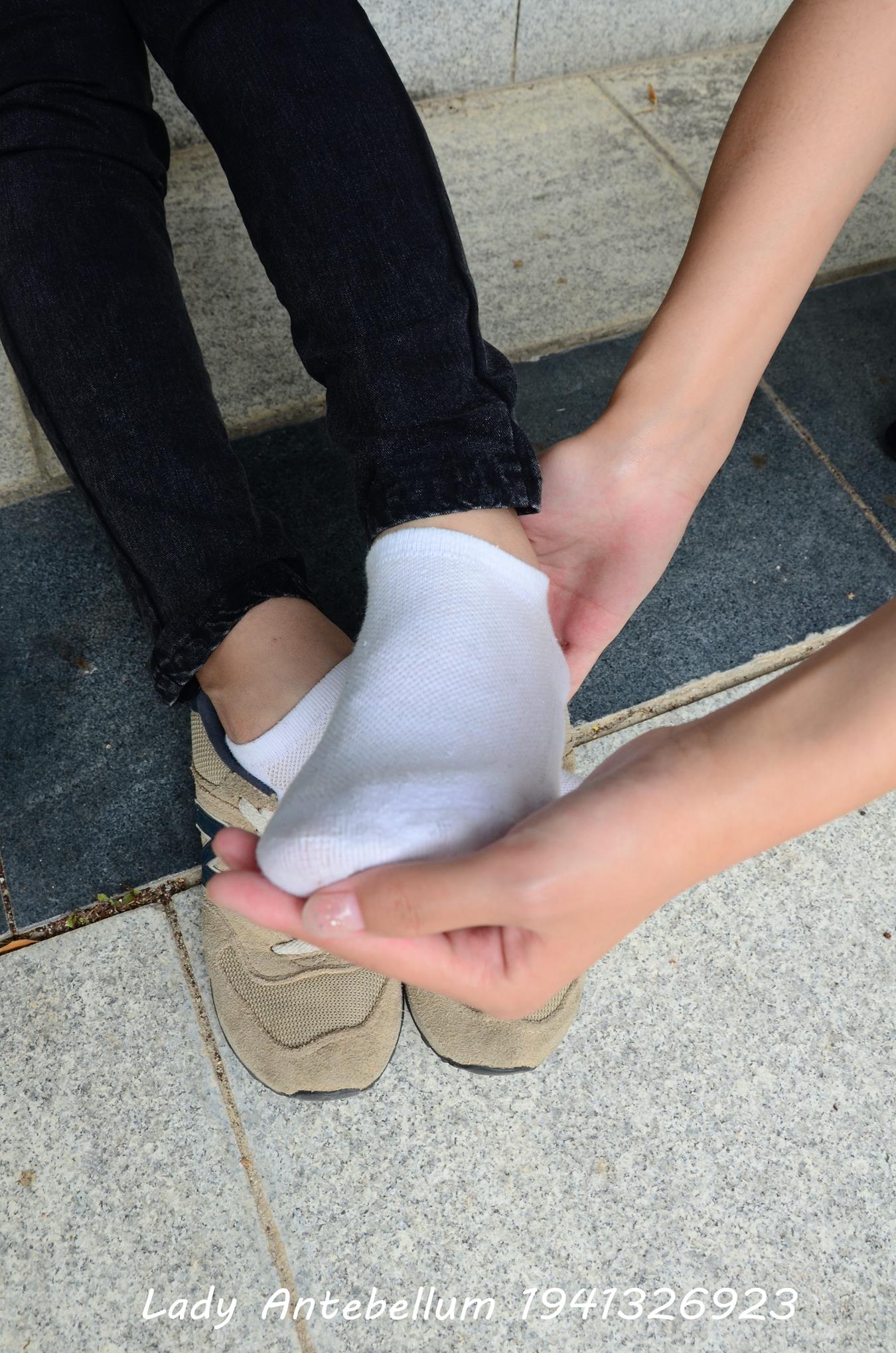 图片[52]-[战前女神] 美腿美足精品摄影套图 083 [72P] – 速更版-美库