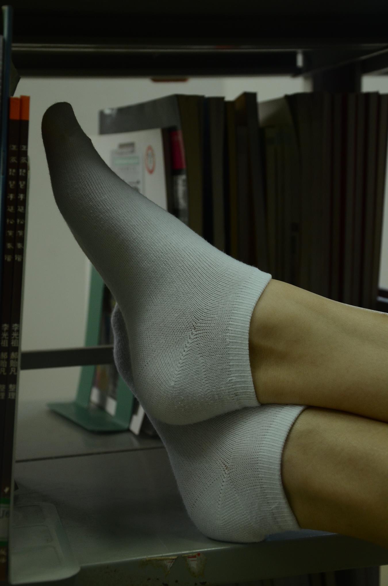 图片[77]-[战前女神] 美腿美足精品摄影套图 081 [104P] – 速更版-美库