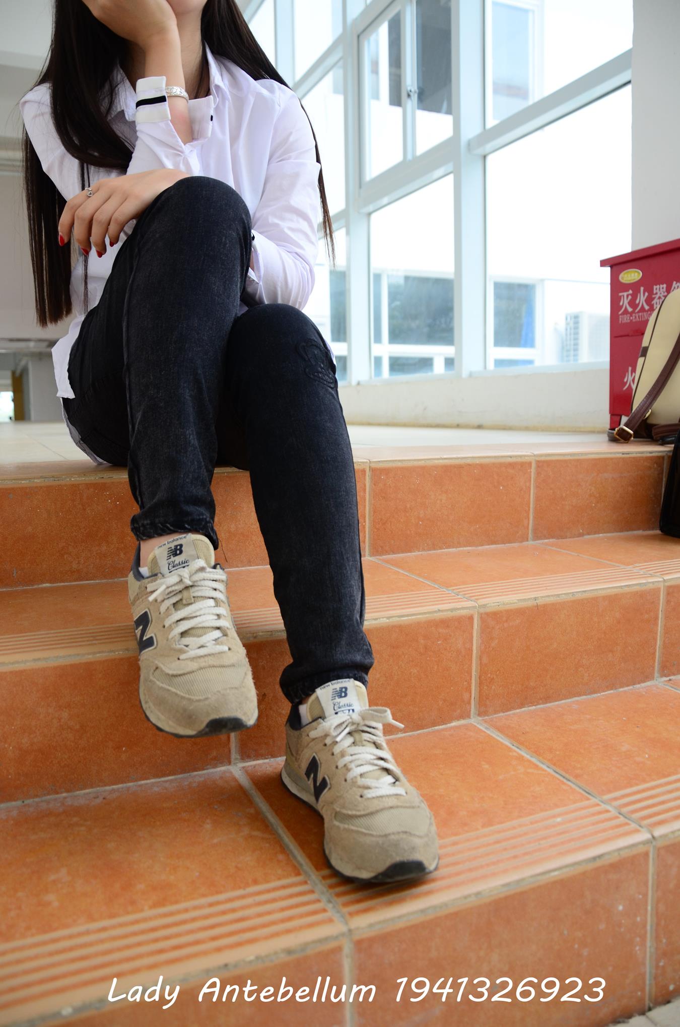 图片[67]-[战前女神] 美腿美足精品摄影套图 083 [72P] – 速更版-美库