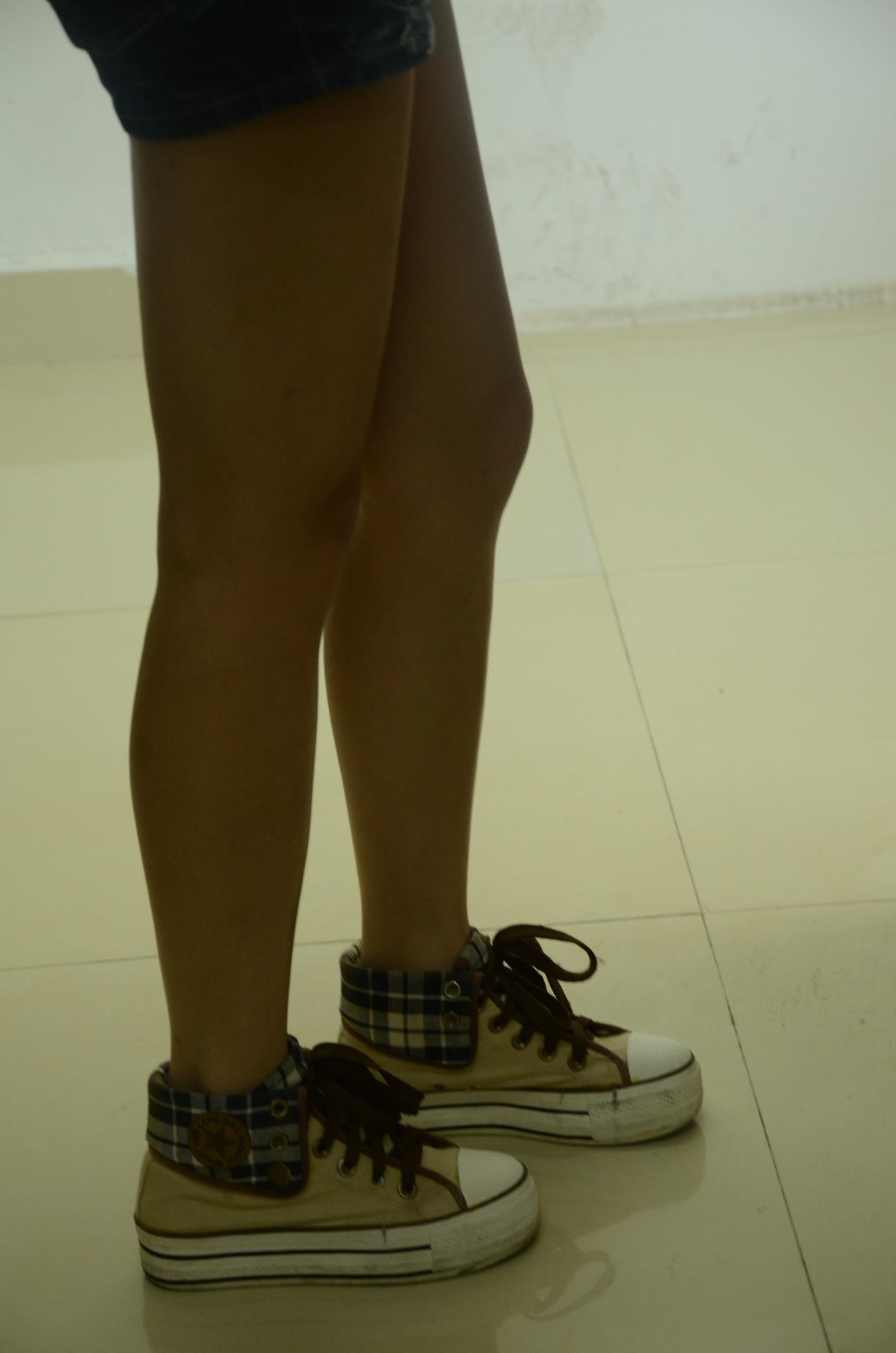 图片[104]-[战前女神] 美腿美足精品摄影套图 081 [104P] – 速更版-美库