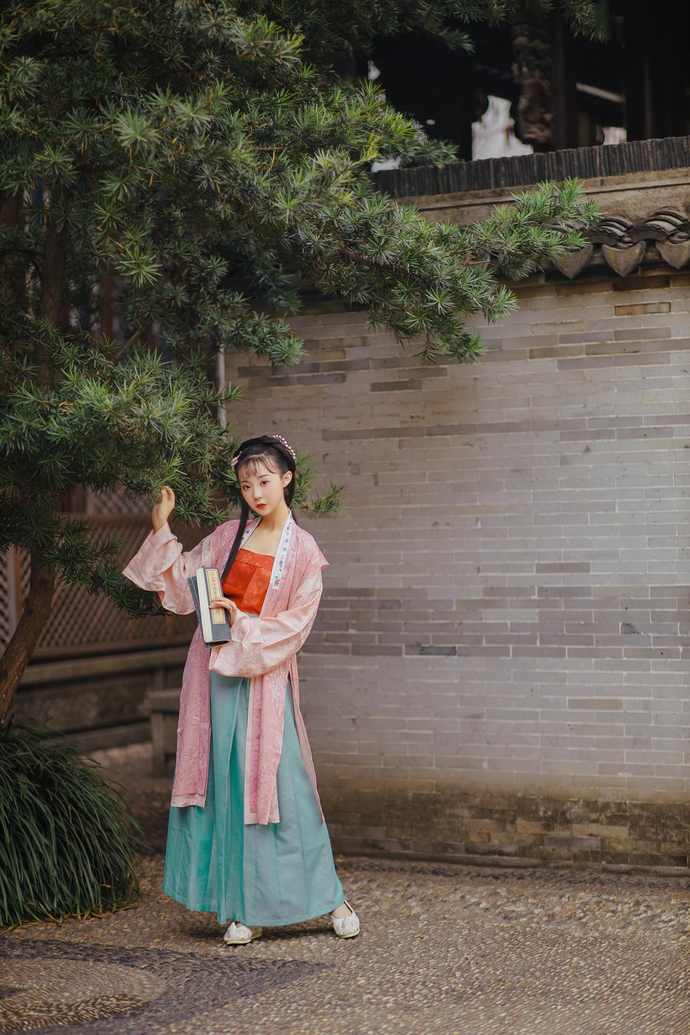 图片[12]-[YITUYU艺图语] 2022.02.21 锁清秋 简森_Red [25P] – 速更版-美库