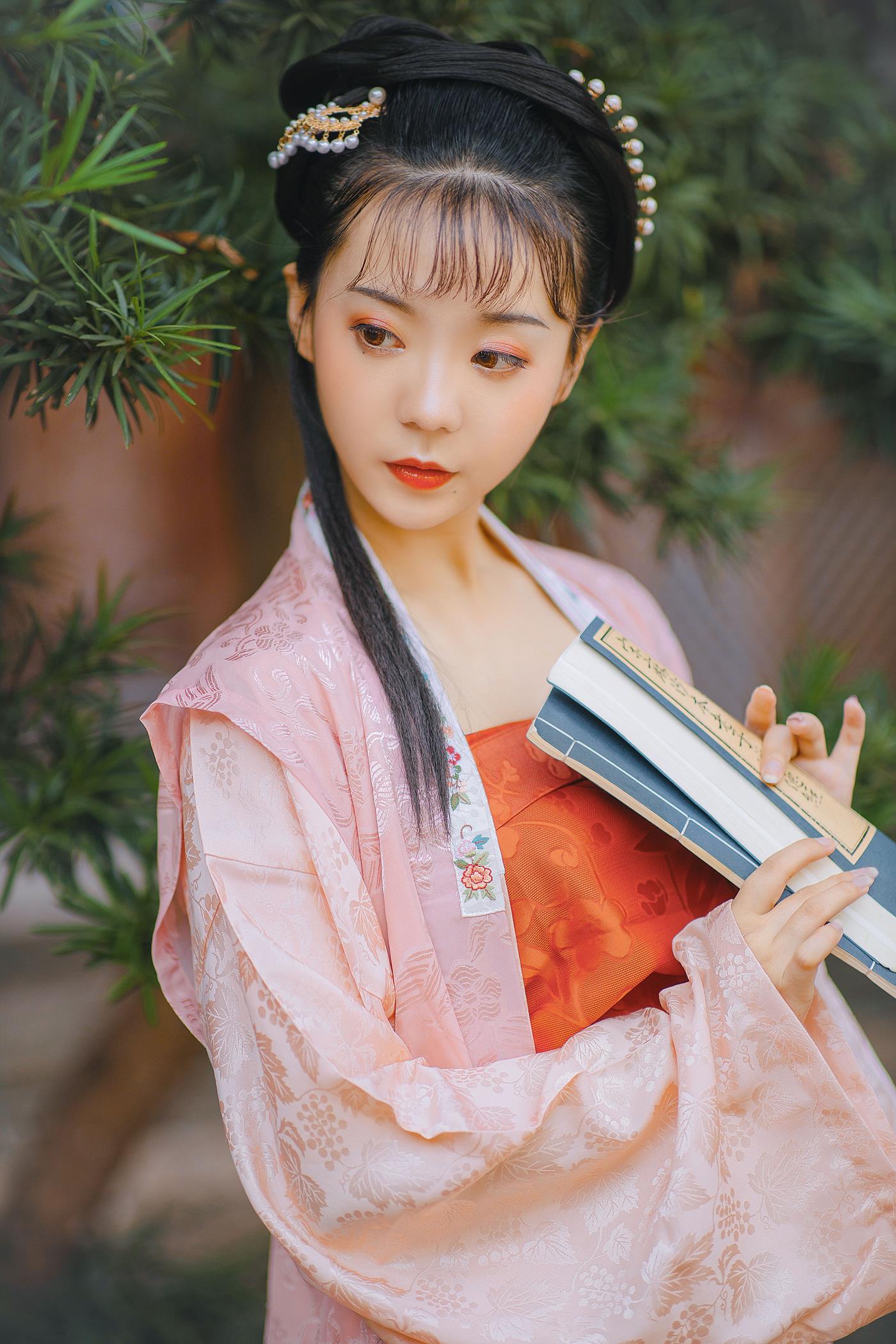 图片[17]-[YITUYU艺图语] 2022.02.21 锁清秋 简森_Red [25P] – 速更版-美库