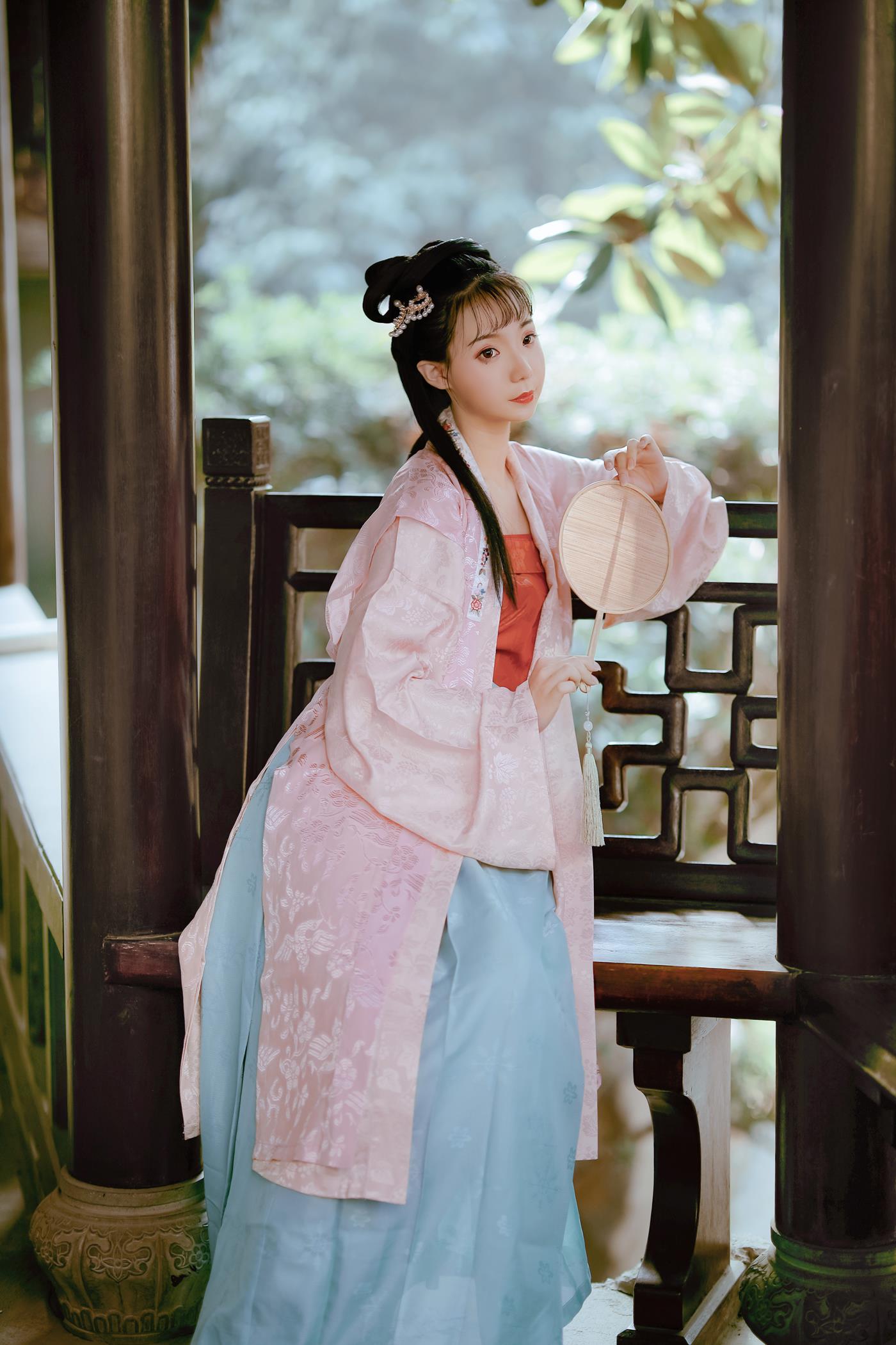 图片[19]-[YITUYU艺图语] 2022.02.21 锁清秋 简森_Red [25P] – 速更版-美库