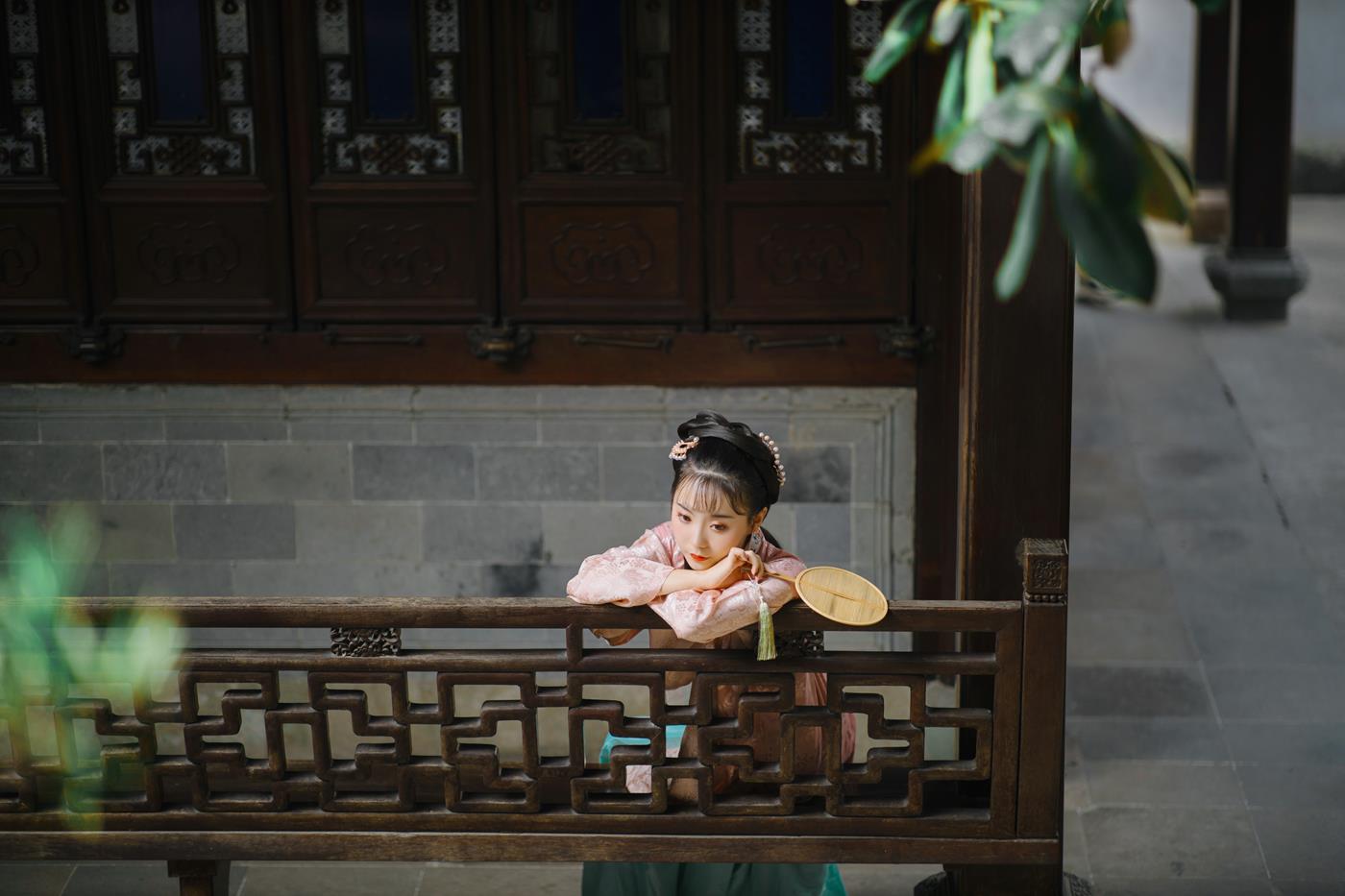 图片[21]-[YITUYU艺图语] 2022.02.21 锁清秋 简森_Red [25P] – 速更版-美库