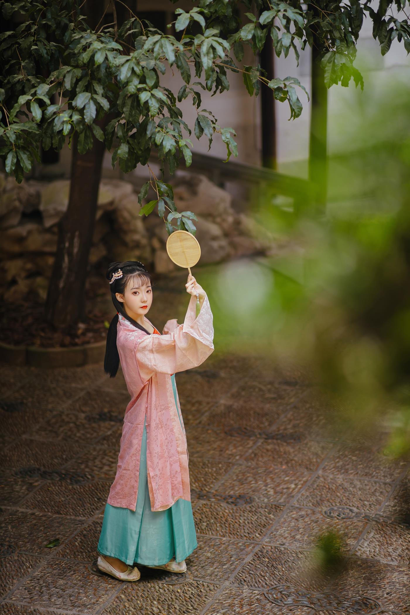 图片[24]-[YITUYU艺图语] 2022.02.21 锁清秋 简森_Red [25P] – 速更版-美库