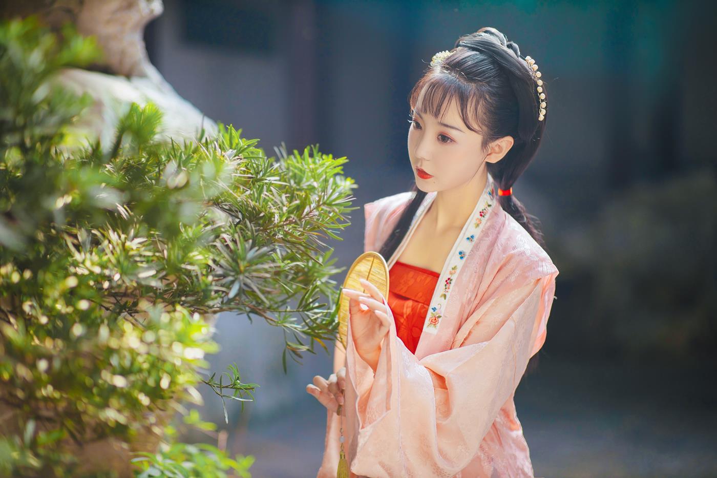 图片[25]-[YITUYU艺图语] 2022.02.21 锁清秋 简森_Red [25P] – 速更版-美库