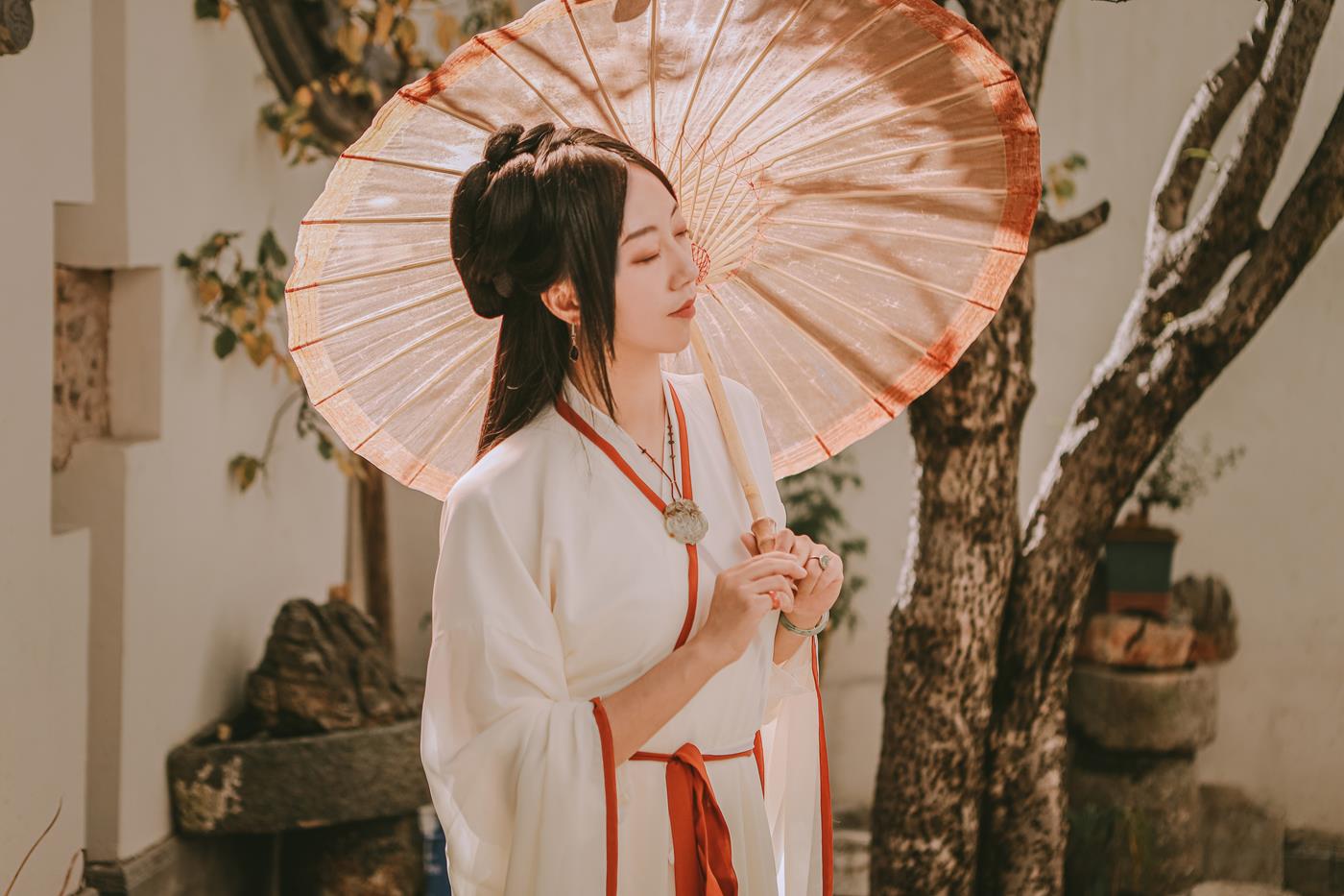 图片[24]-[YITUYU艺图语] 2022.02.22 闲愁一半 彭娘 [25P] – 速更版-美库