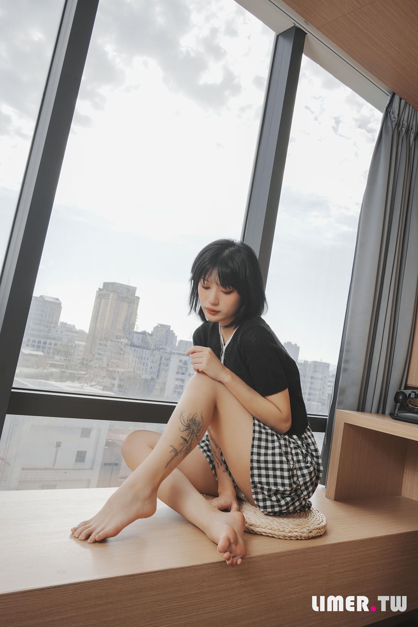 图片[11]-Limerence原创 NO.027 Yuni午后时光 白浓乳液足疗[142P] – 速更版-美库