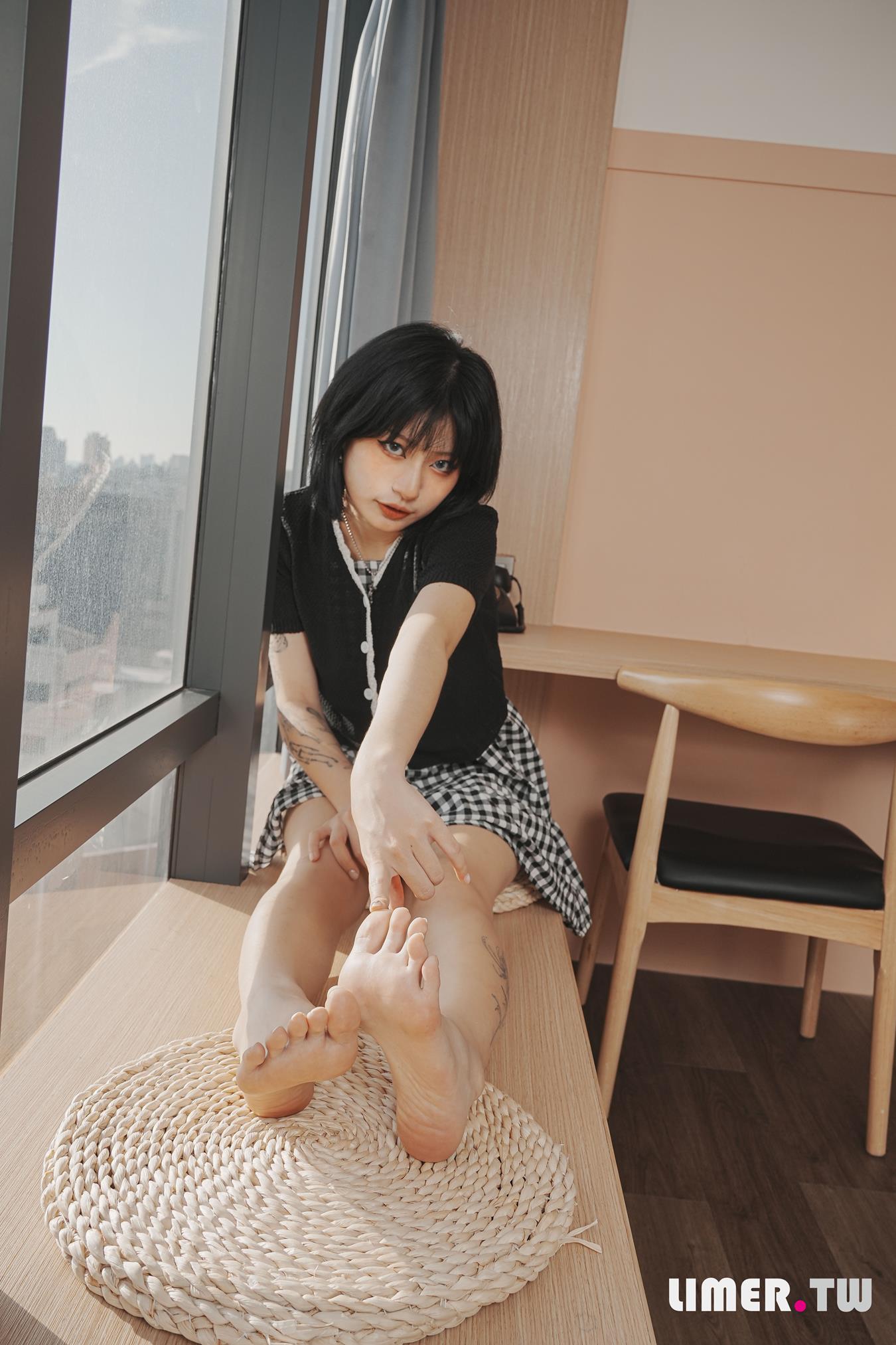 图片[65]-Limerence原创 NO.027 Yuni午后时光 白浓乳液足疗[142P] – 速更版-美库