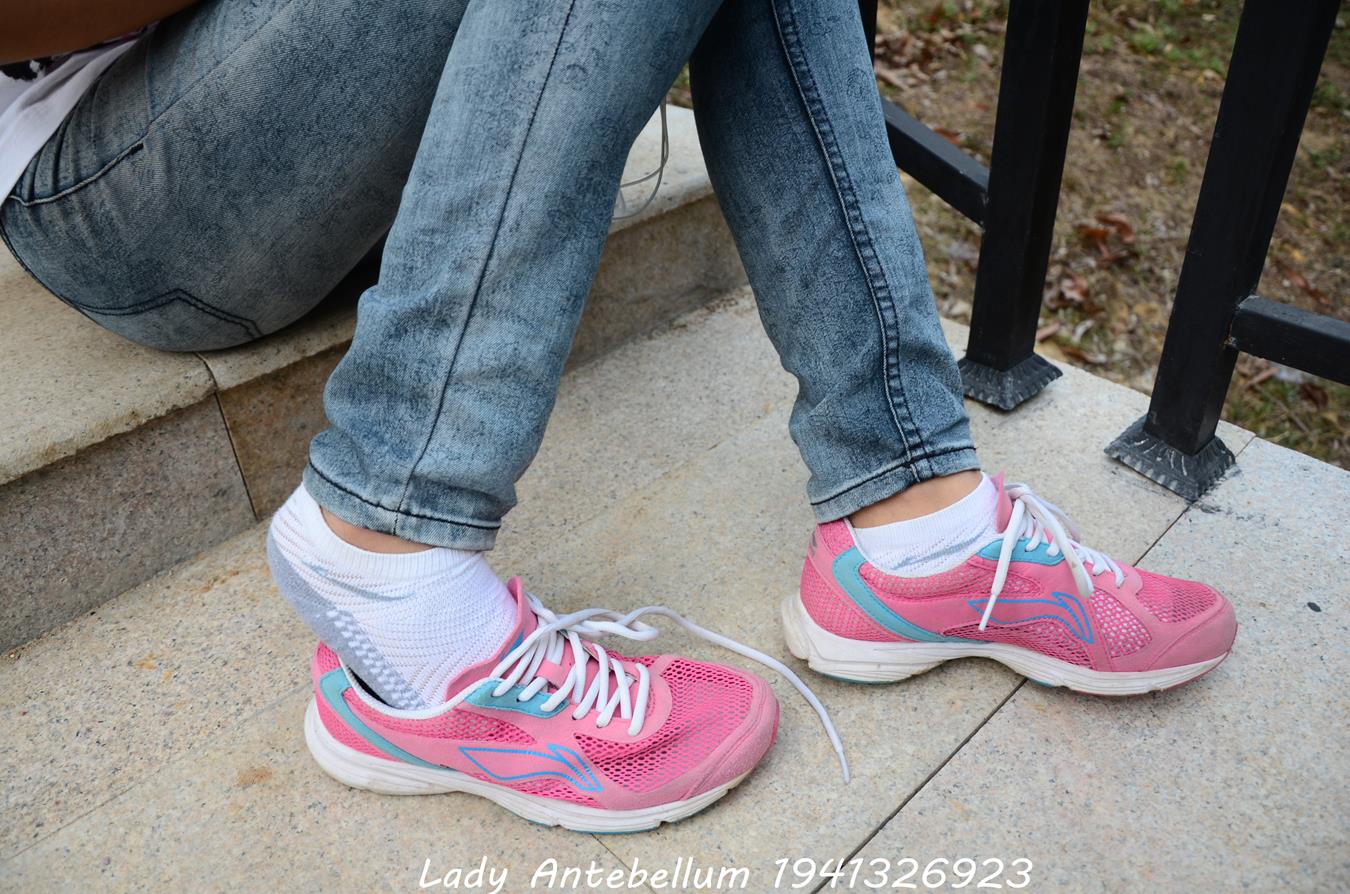 图片[13]-[战前女神] 美腿美足精品摄影套图 084 [53P] – 速更版-美库