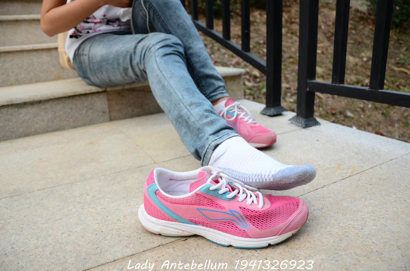 图片[18]-[战前女神] 美腿美足精品摄影套图 084 [53P] – 速更版-美库