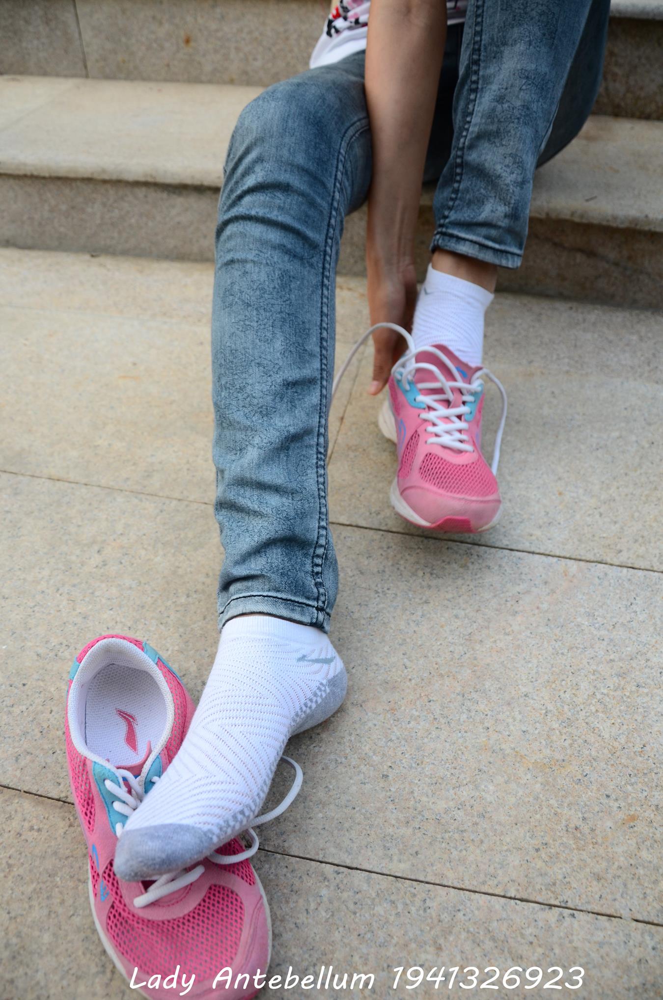 图片[22]-[战前女神] 美腿美足精品摄影套图 084 [53P] – 速更版-美库