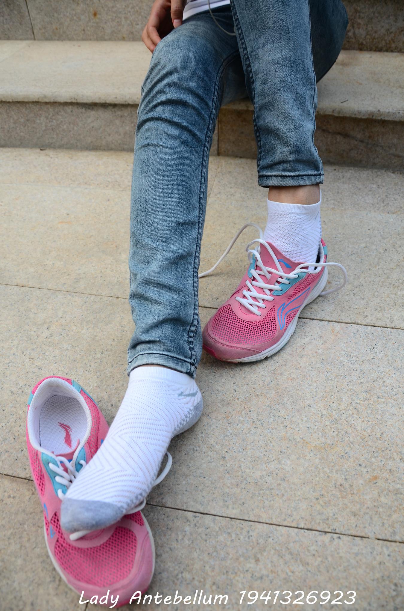 图片[23]-[战前女神] 美腿美足精品摄影套图 084 [53P] – 速更版-美库