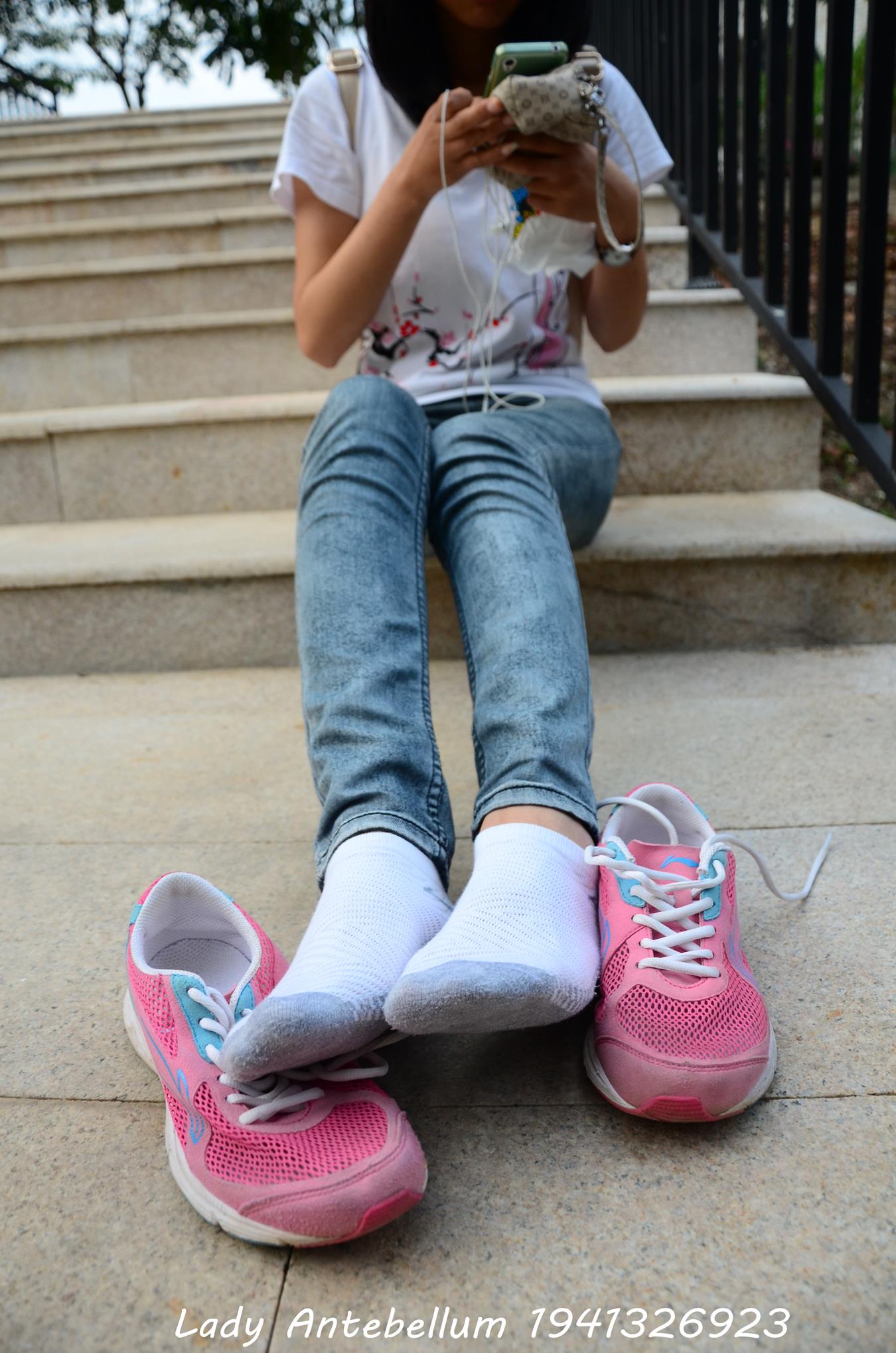 图片[35]-[战前女神] 美腿美足精品摄影套图 084 [53P] – 速更版-美库