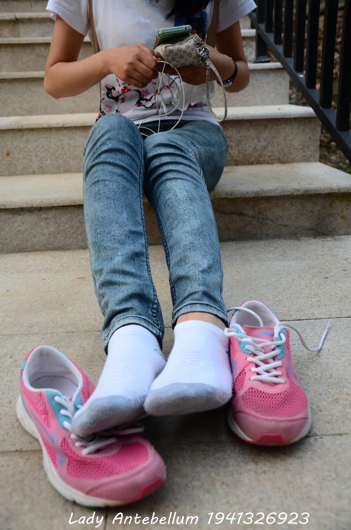 图片[36]-[战前女神] 美腿美足精品摄影套图 084 [53P] – 速更版-美库