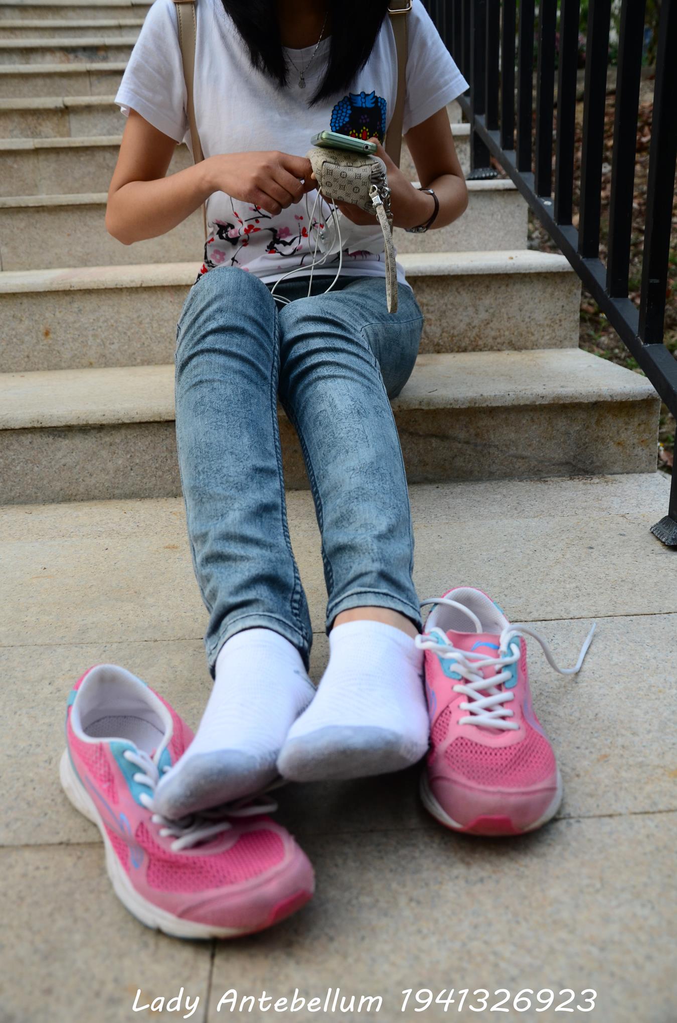 图片[37]-[战前女神] 美腿美足精品摄影套图 084 [53P] – 速更版-美库