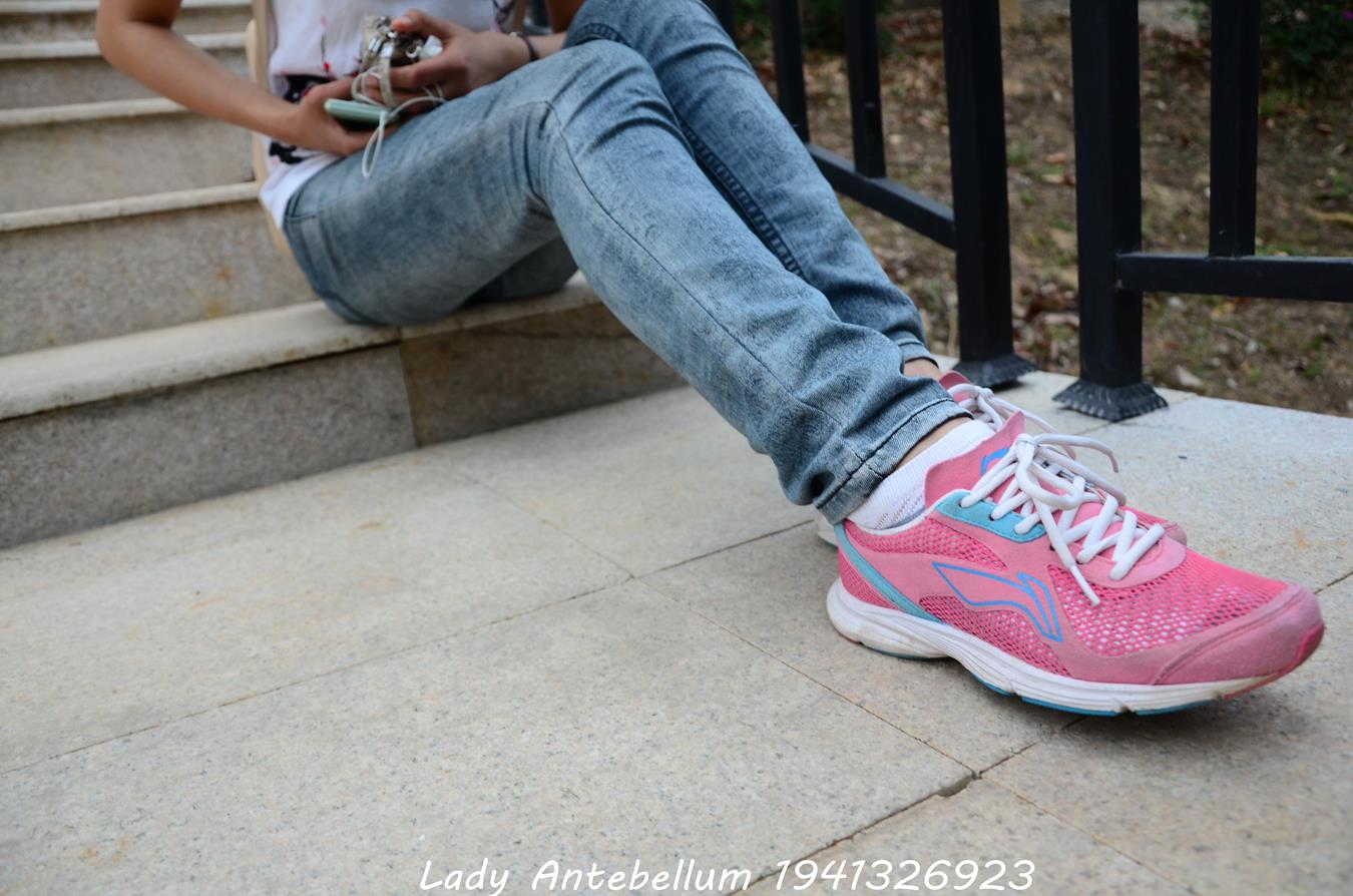 图片[49]-[战前女神] 美腿美足精品摄影套图 084 [53P] – 速更版-美库