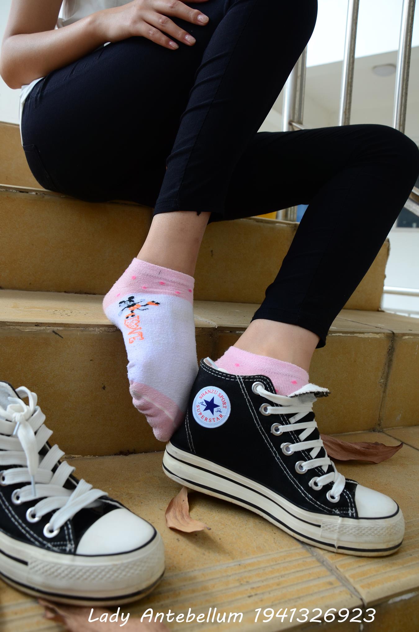 图片[17]-[战前女神] 美腿美足精品摄影套图 085 [79P] – 速更版-美库