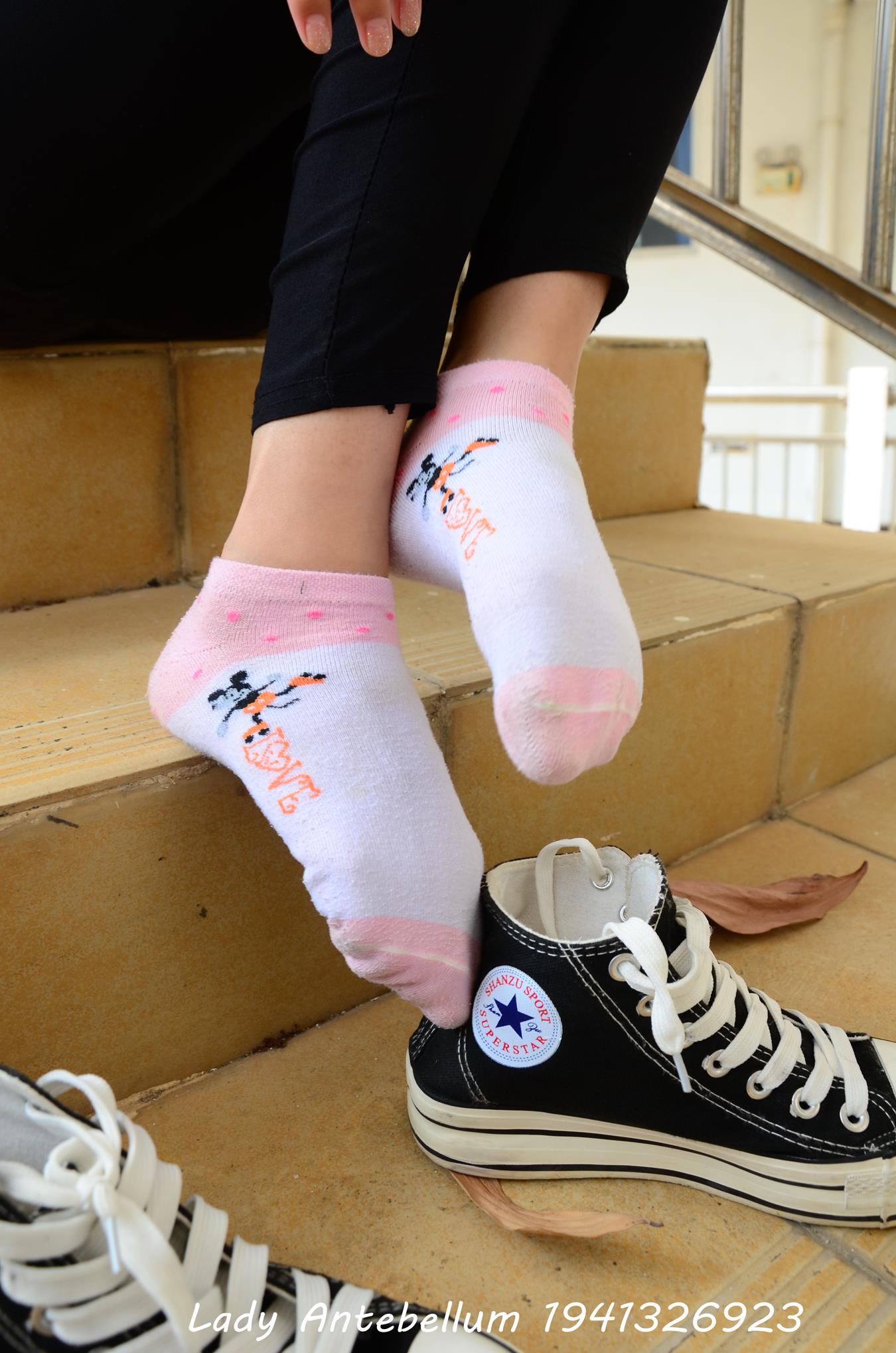 图片[22]-[战前女神] 美腿美足精品摄影套图 085 [79P] – 速更版-美库