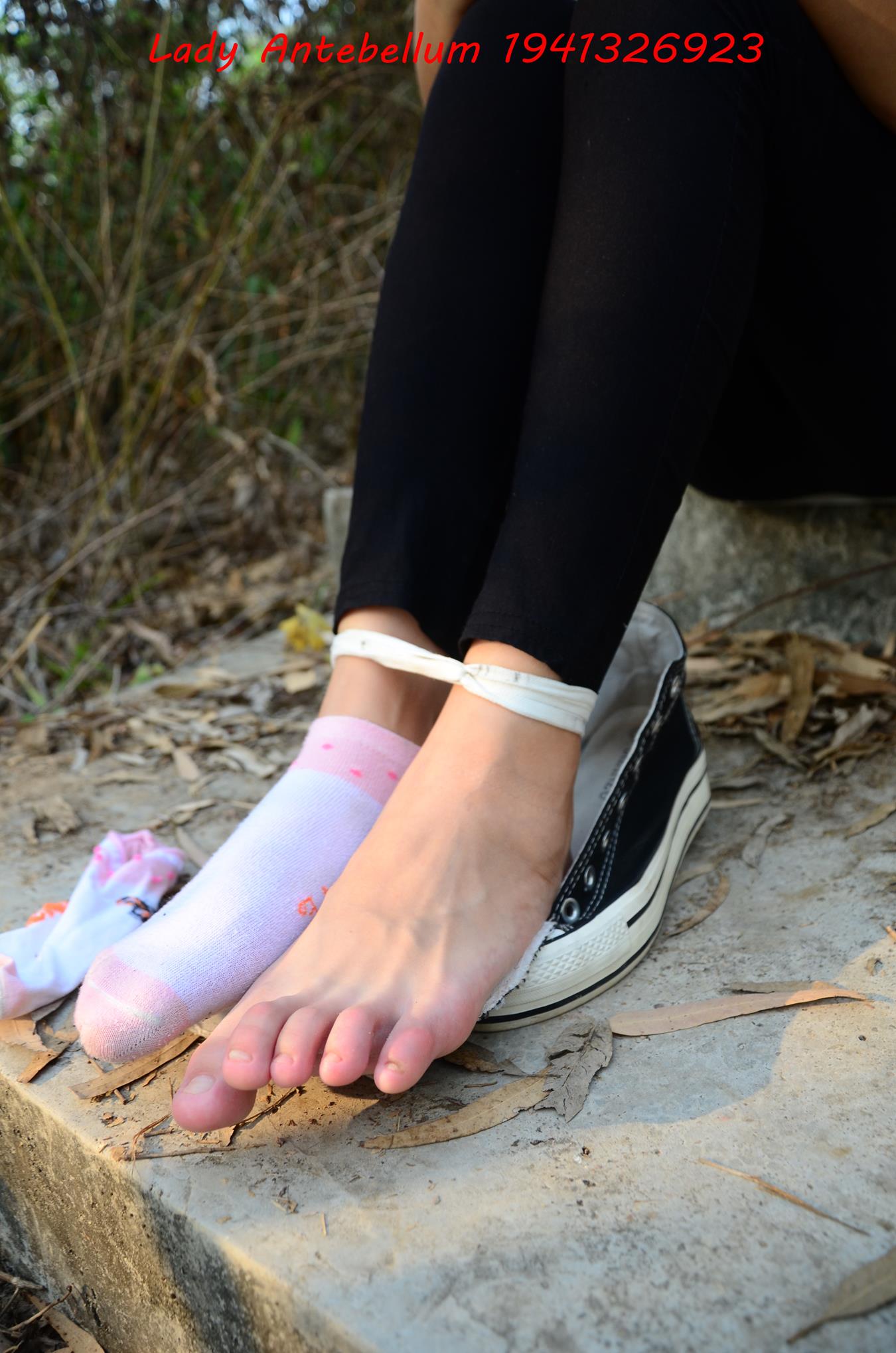 图片[35]-[战前女神] 美腿美足精品摄影套图 086 [92P] – 速更版-美库