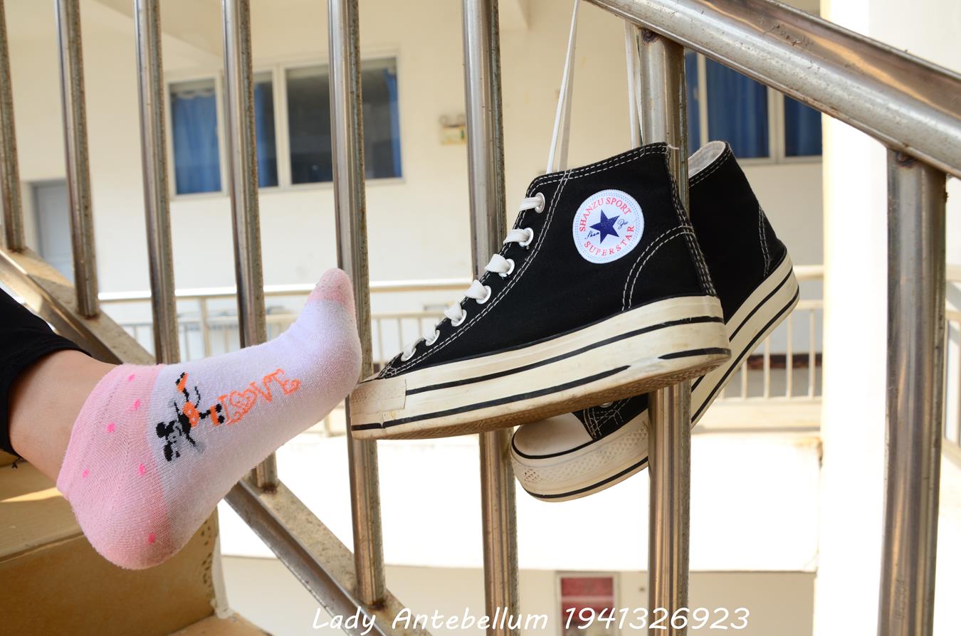 图片[51]-[战前女神] 美腿美足精品摄影套图 085 [79P] – 速更版-美库