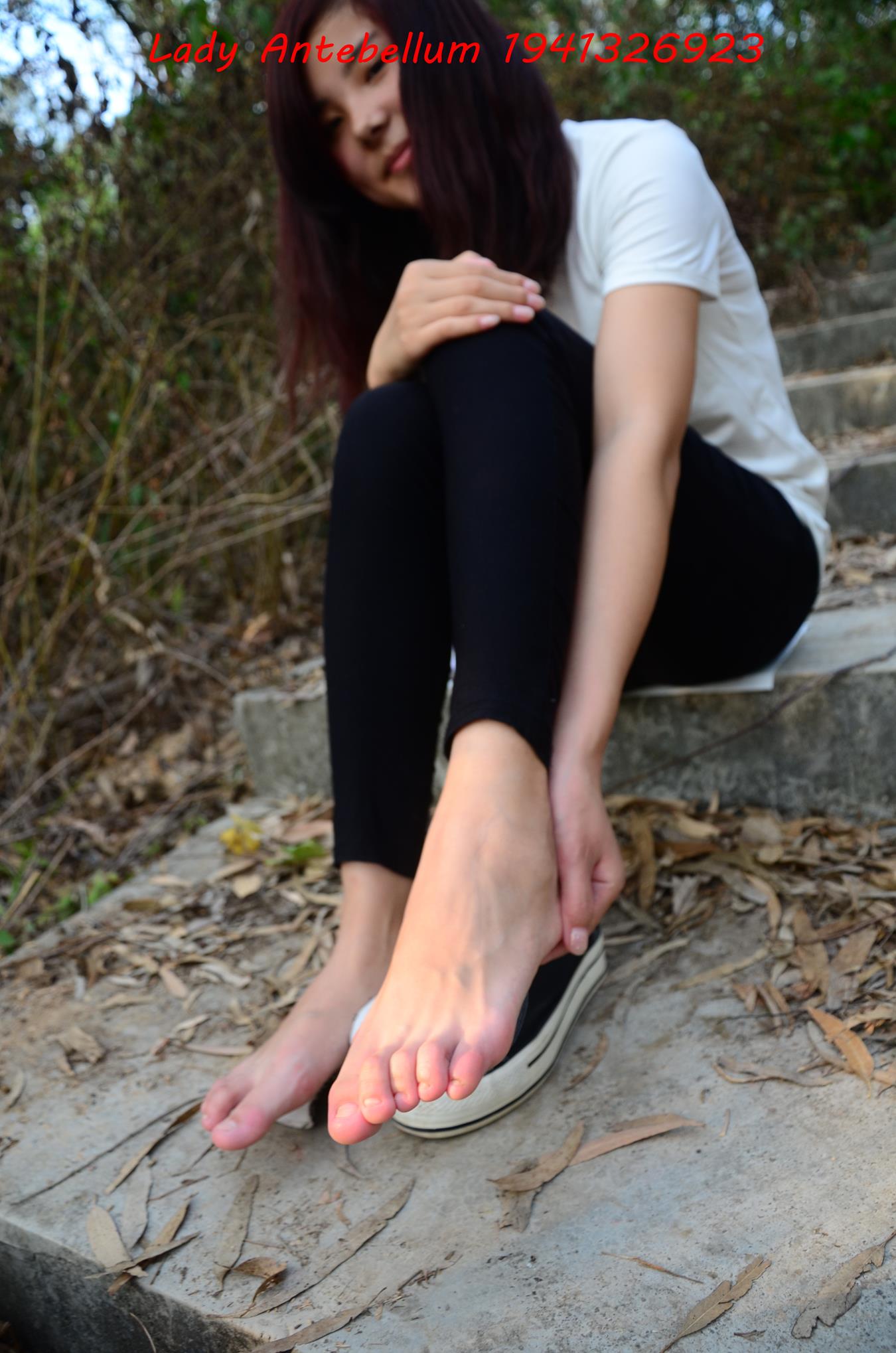 图片[50]-[战前女神] 美腿美足精品摄影套图 086 [92P] – 速更版-美库