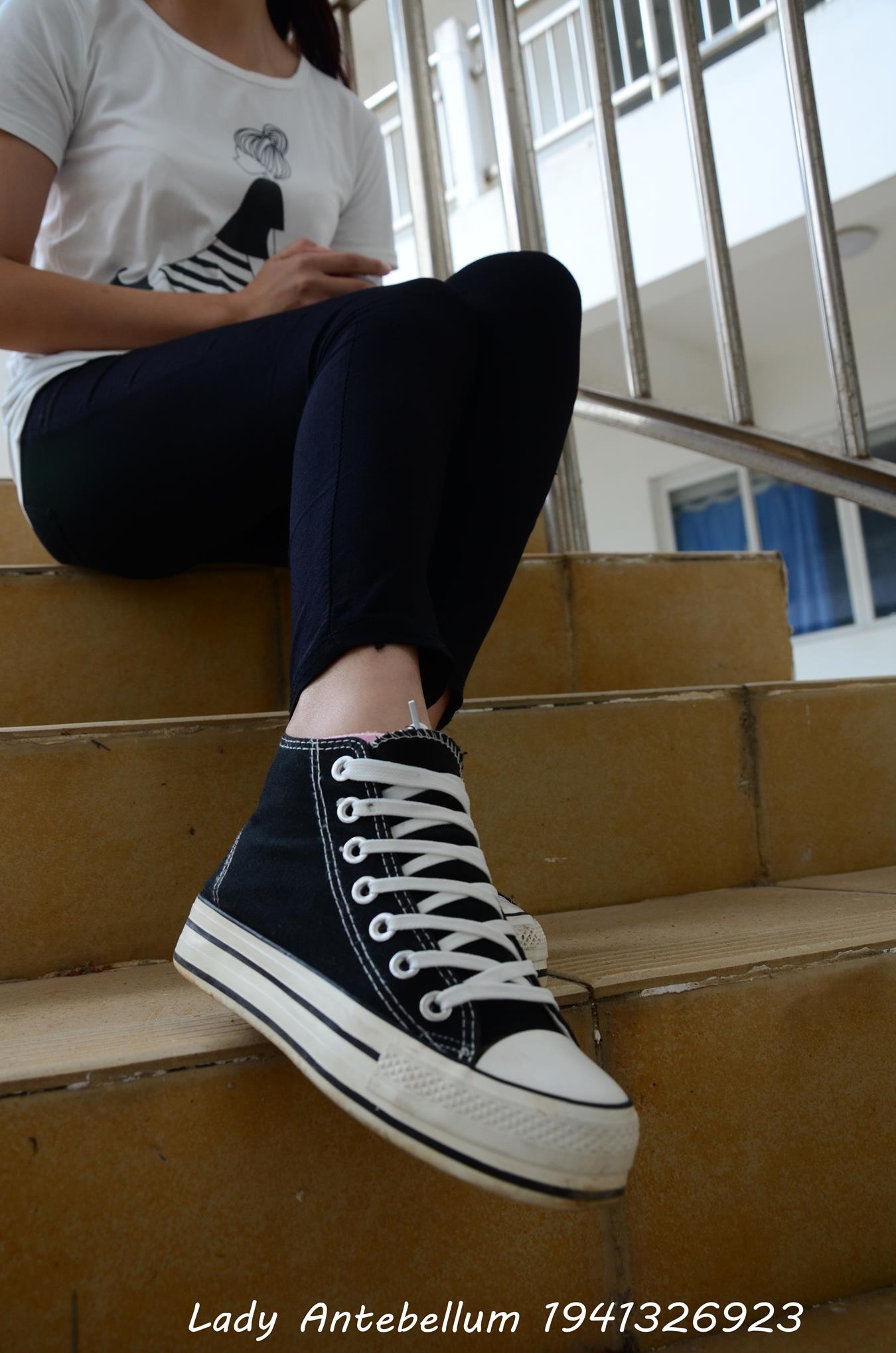 图片[70]-[战前女神] 美腿美足精品摄影套图 085 [79P] – 速更版-美库