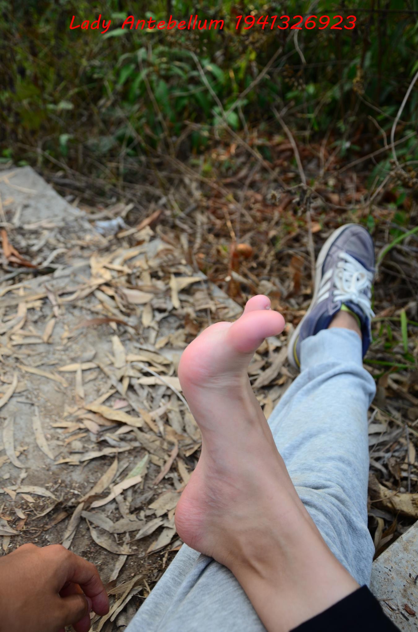 图片[68]-[战前女神] 美腿美足精品摄影套图 086 [92P] – 速更版-美库